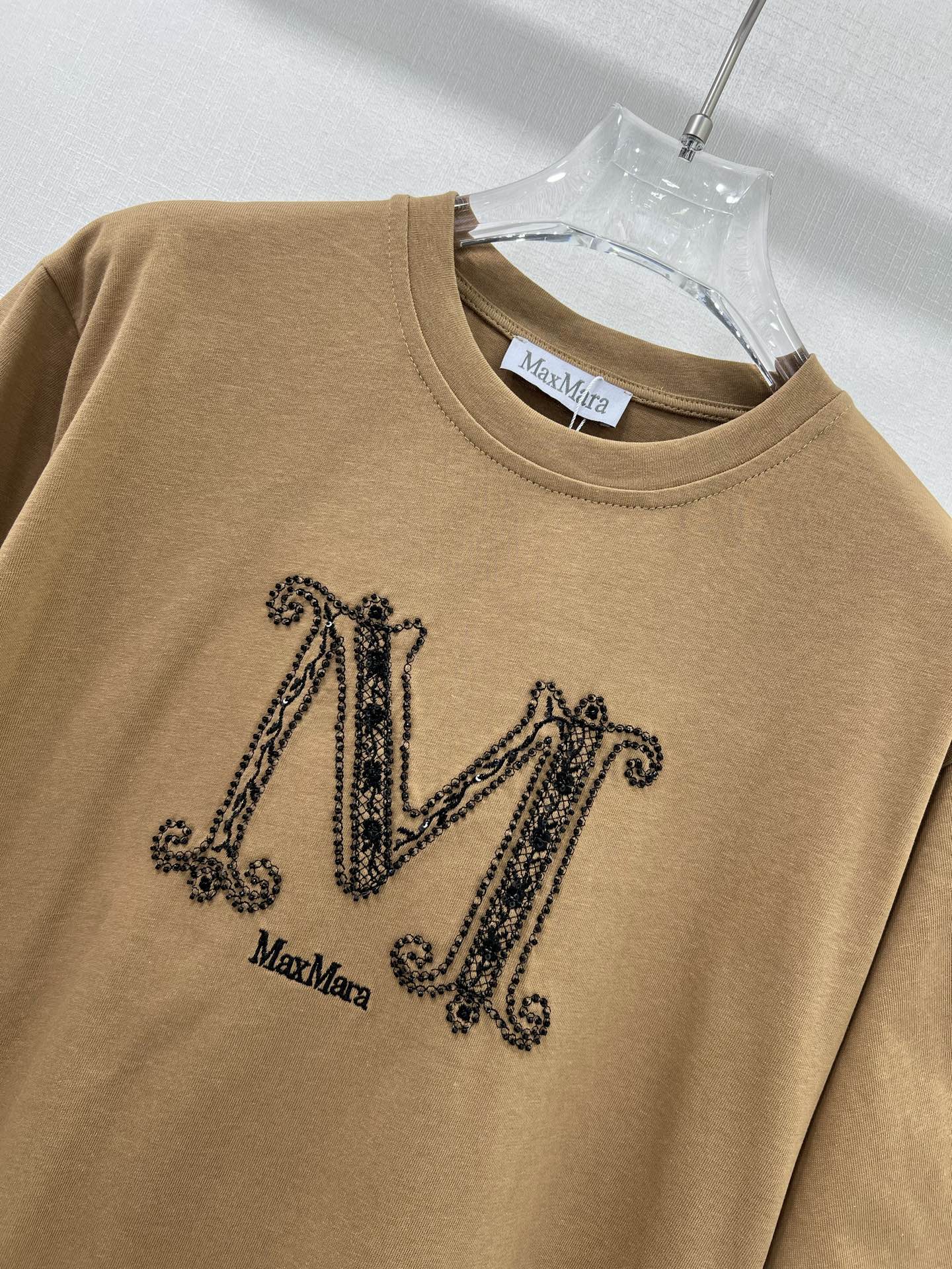 Max Mara P357 Dress: Stylish T-Shirt Pack with M-Letter Nail Embroidery for Summer Men - 图片 4