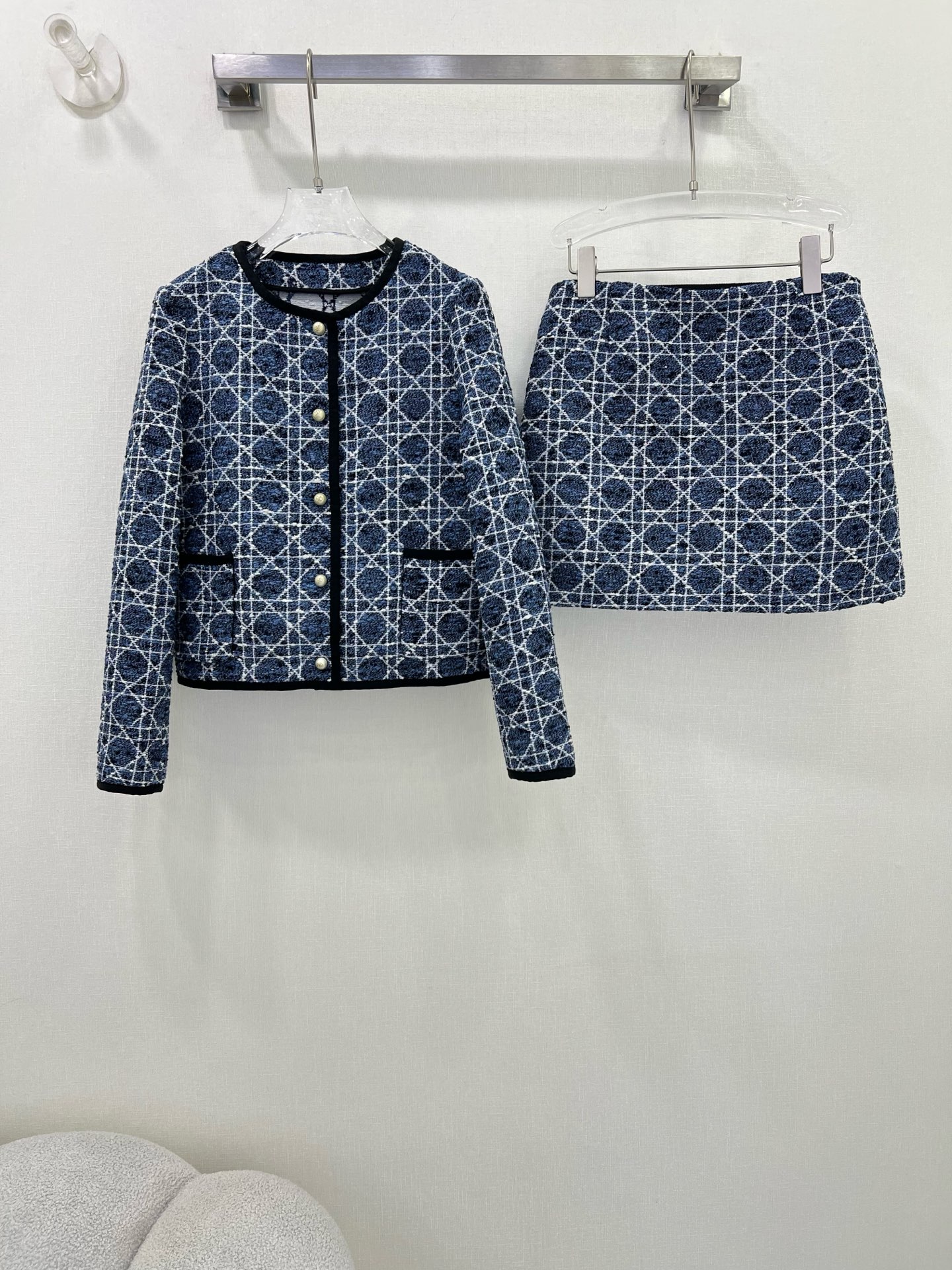 🔥🔥Dio* 25新款藤格提花半裙 定制YB进口粗纺毛呢材质  高级品相 经典戴妃藤格纹元素弥久珍藏，定