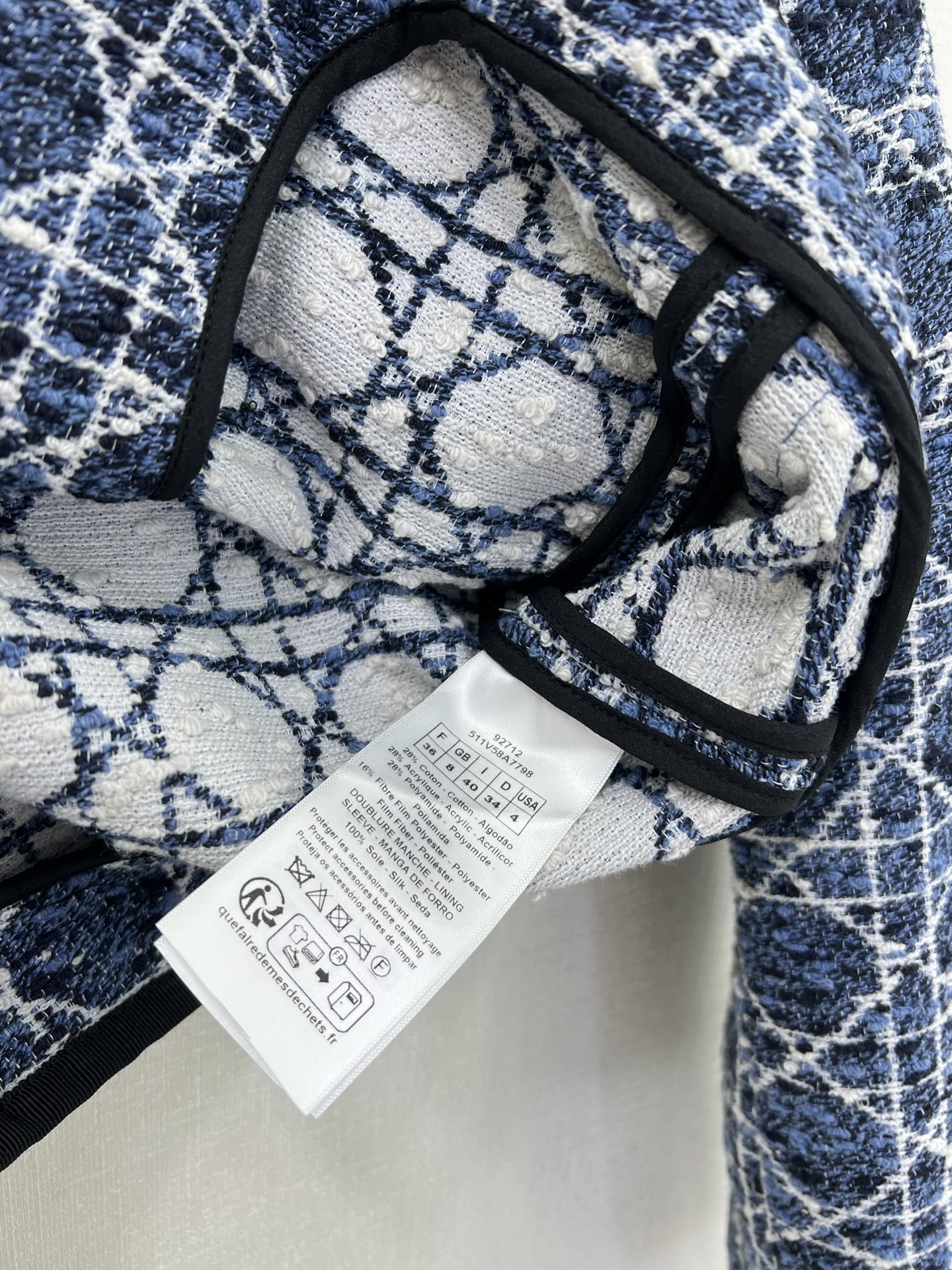 🔥🔥Dio*25新款藤格纹圆领洋装外套  定制YB进口粗纺毛呢材质  高级品相  正肩垫肩版型设计贴合身