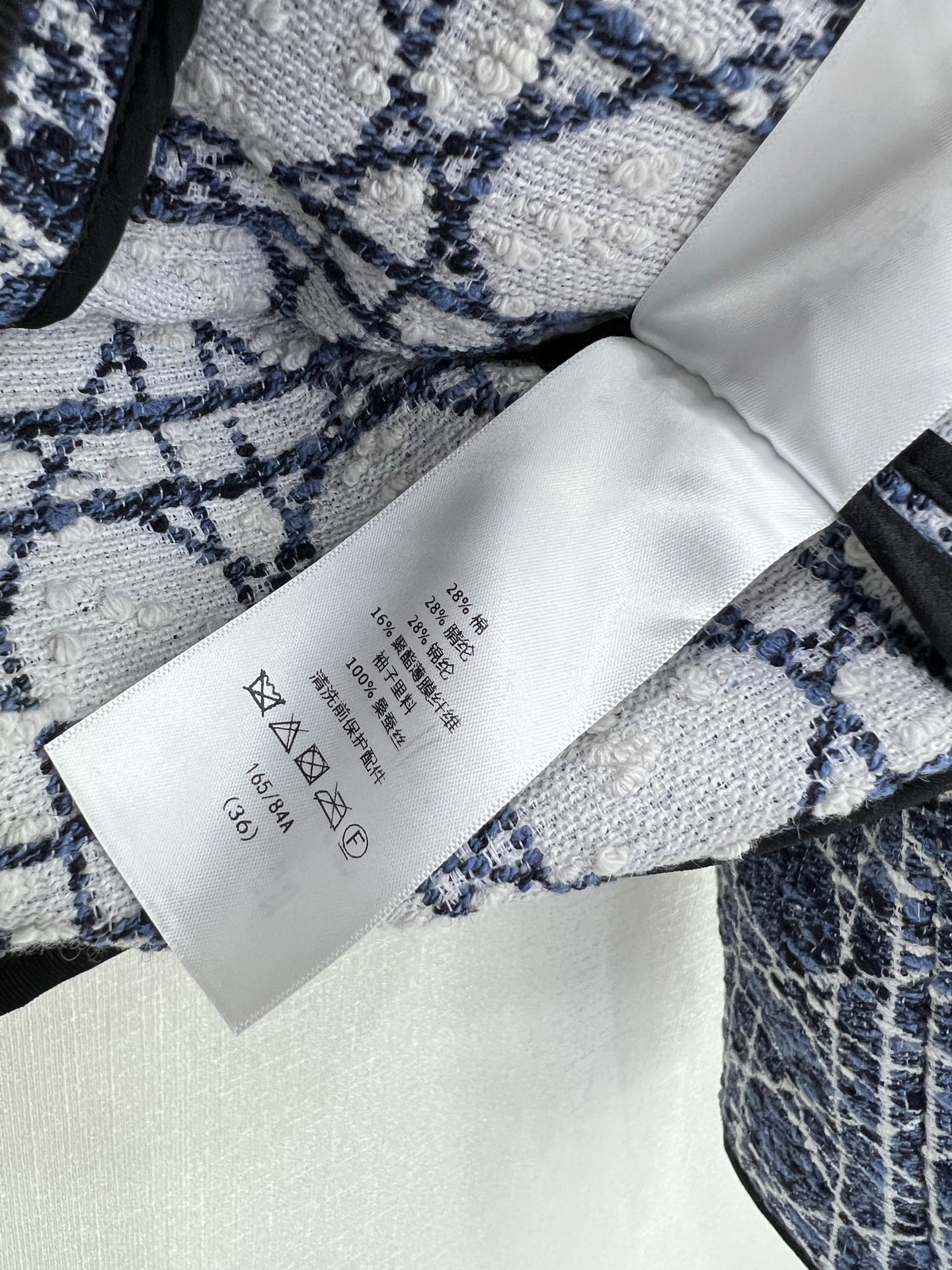 🔥🔥Dio*25新款藤格纹圆领洋装外套  定制YB进口粗纺毛呢材质  高级品相  正肩垫肩版型设计贴合身