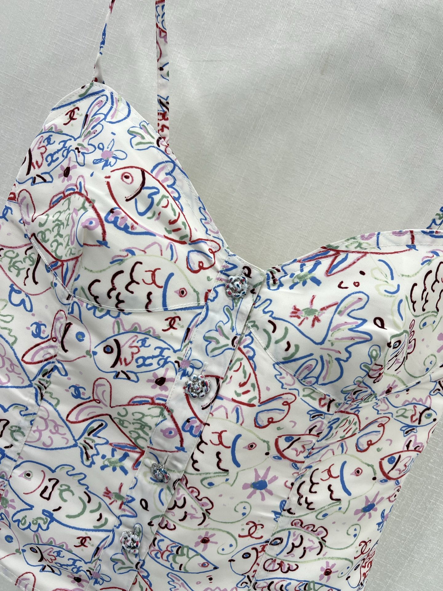 High-quality Women’s Suit with Stylish Design and Comfortable Fabric for Summer Vacation - 图片 4
