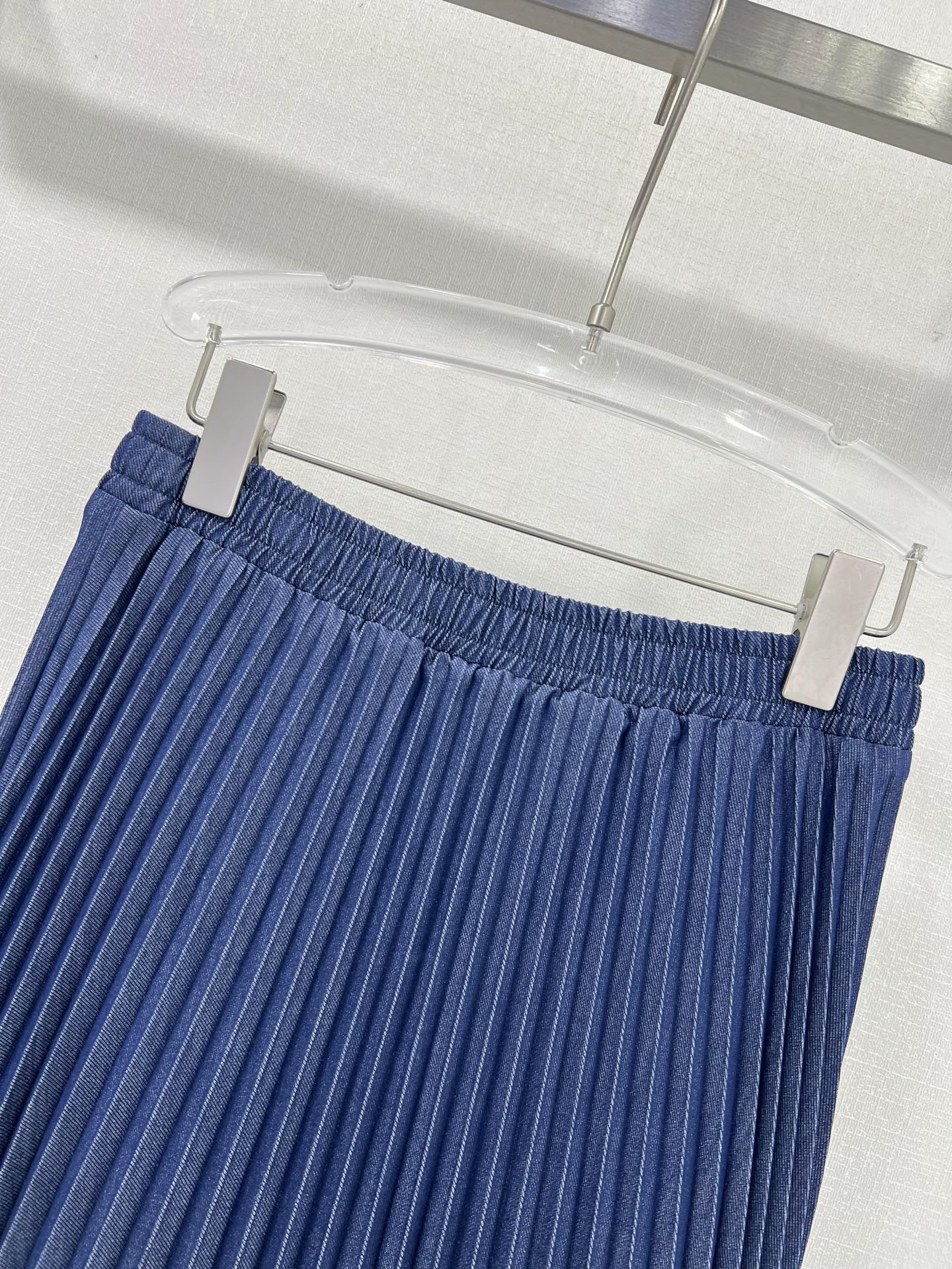 Ermanno Scervino: Lace King’s Custom Cowboy Fashion with Embroidered Flair - 图片 2