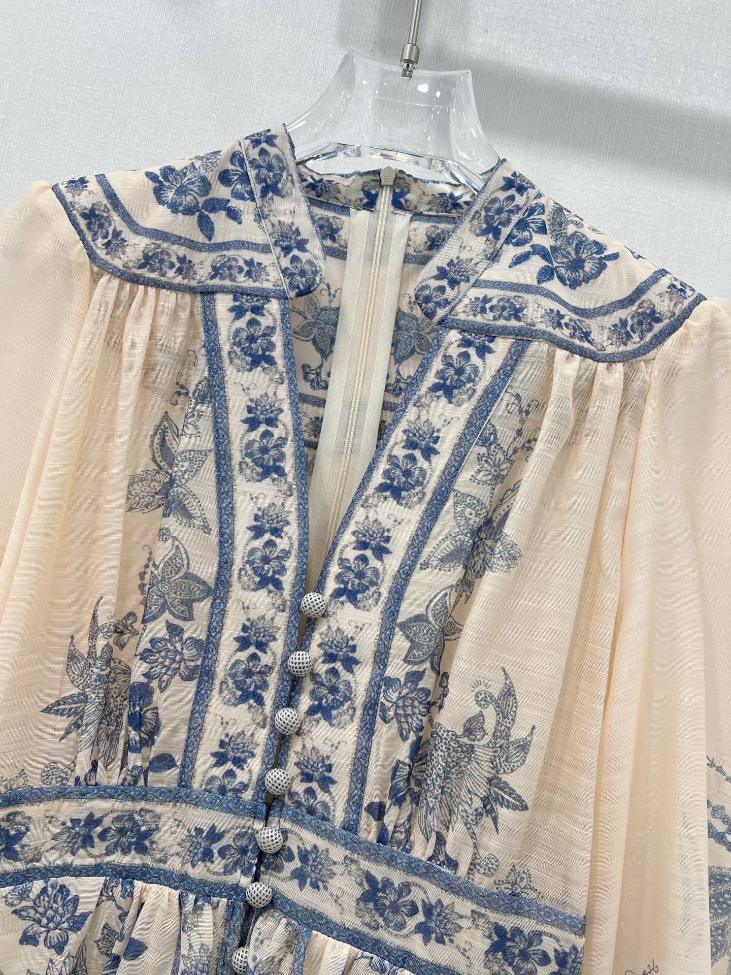 🔥🔥Zimmerman*兹/默曼 25新款连衣裙 V领蓬蓬泡泡袖公主袖设计 搭配定制腰带 腰部收腰设计 