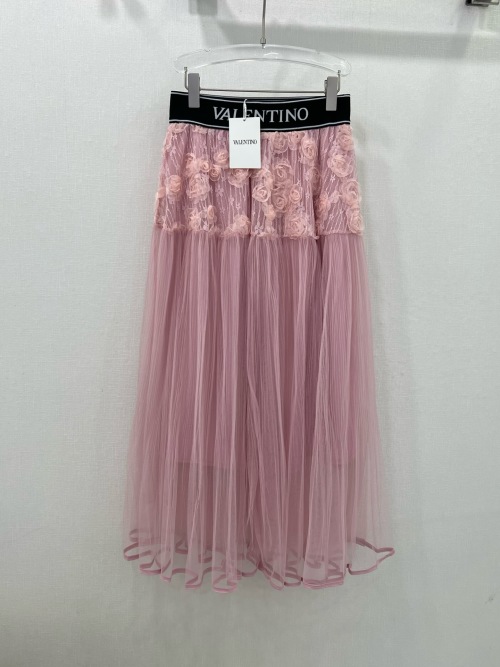 Valentino Women's Floral Lace Tulle Midi Skirt - Elegant and Chic 1 Valentino Women's Floral Lace Tulle Midi Skirt - Elegant and Chic
