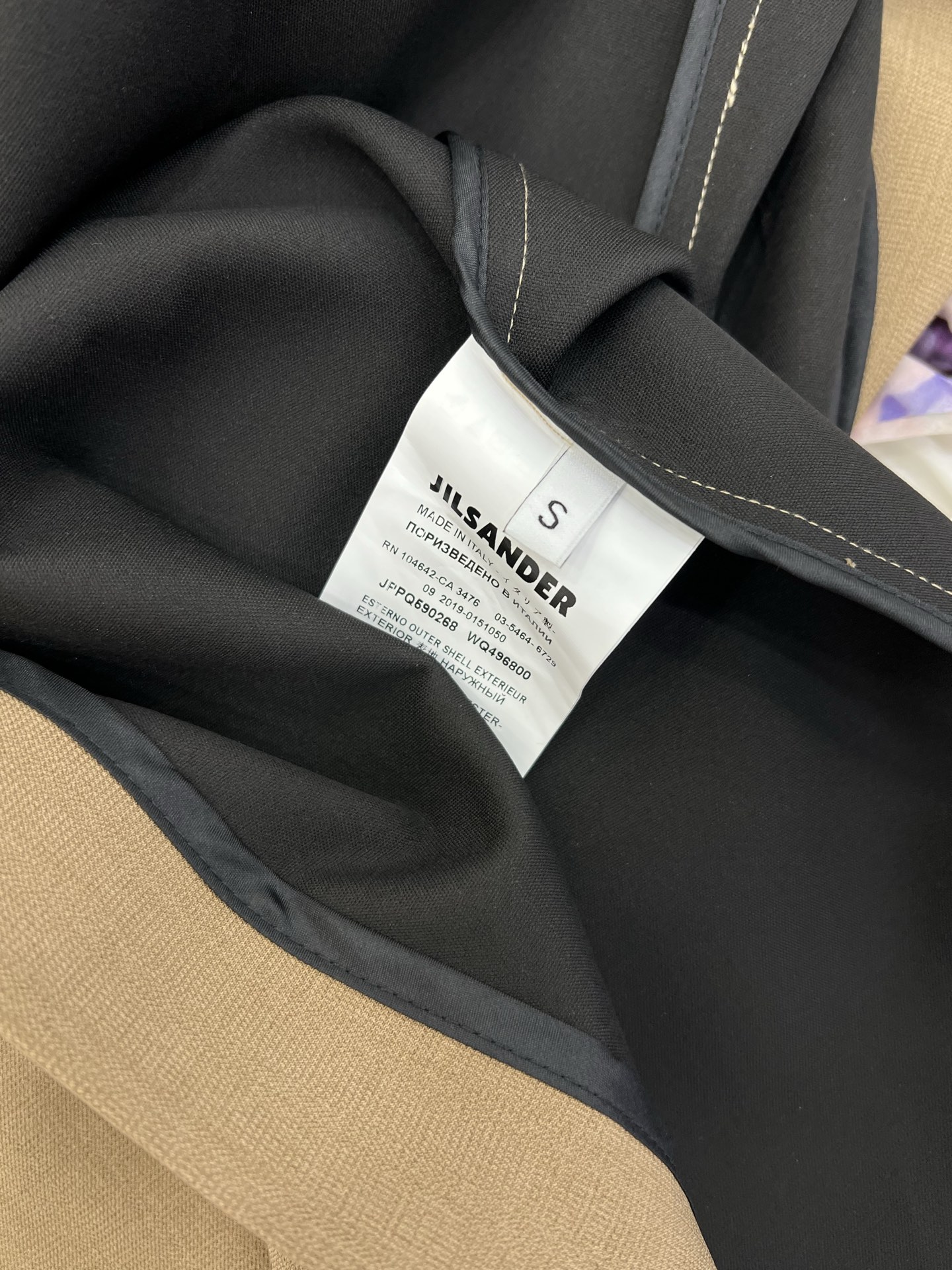Stylish and Comfortable P679 Suit with Two New Coats for High-Quality Comfort - 图片 8