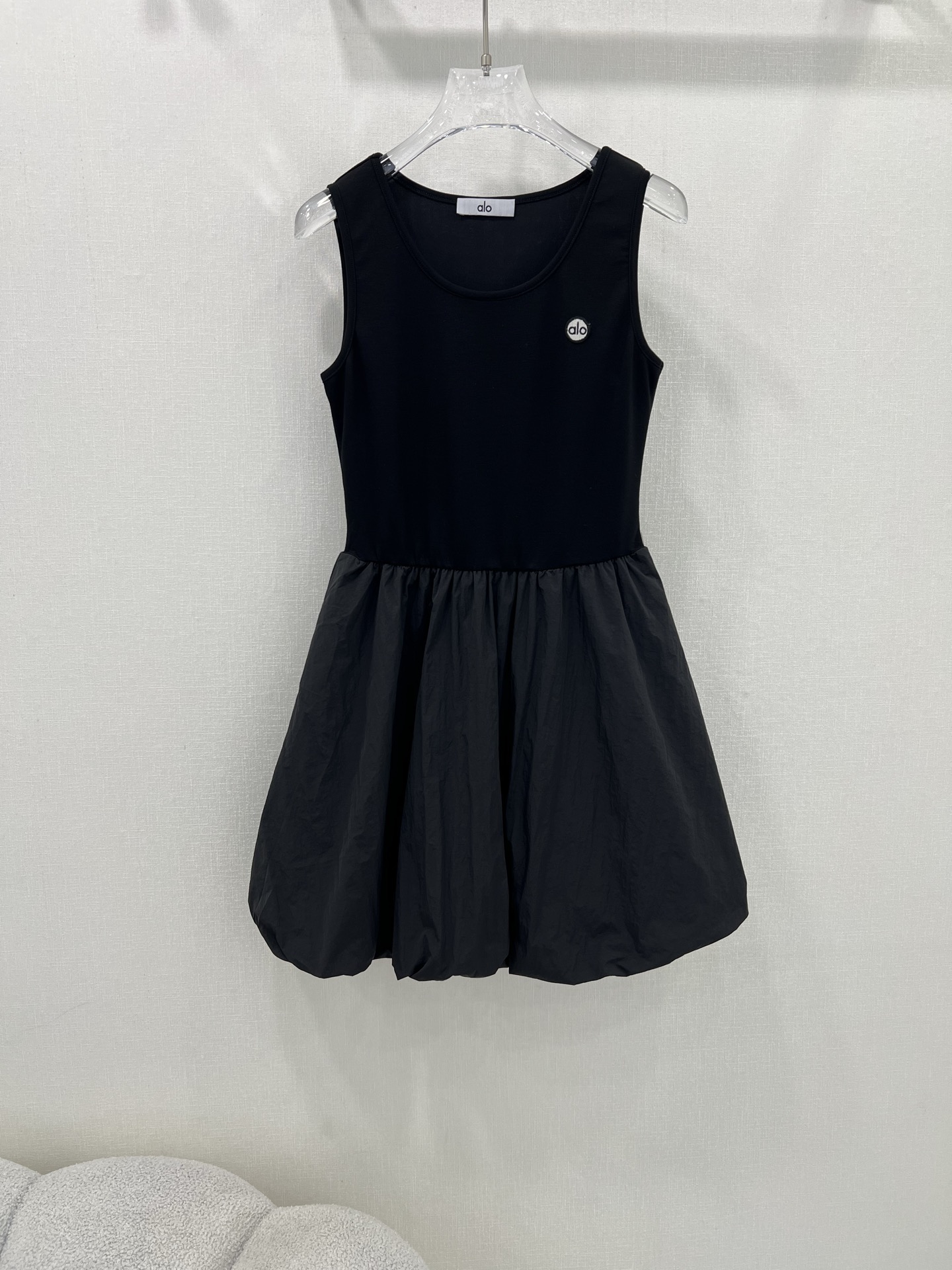 Stylish One-Size Floral Dress with Crochet Details for Fashionable Super Girls