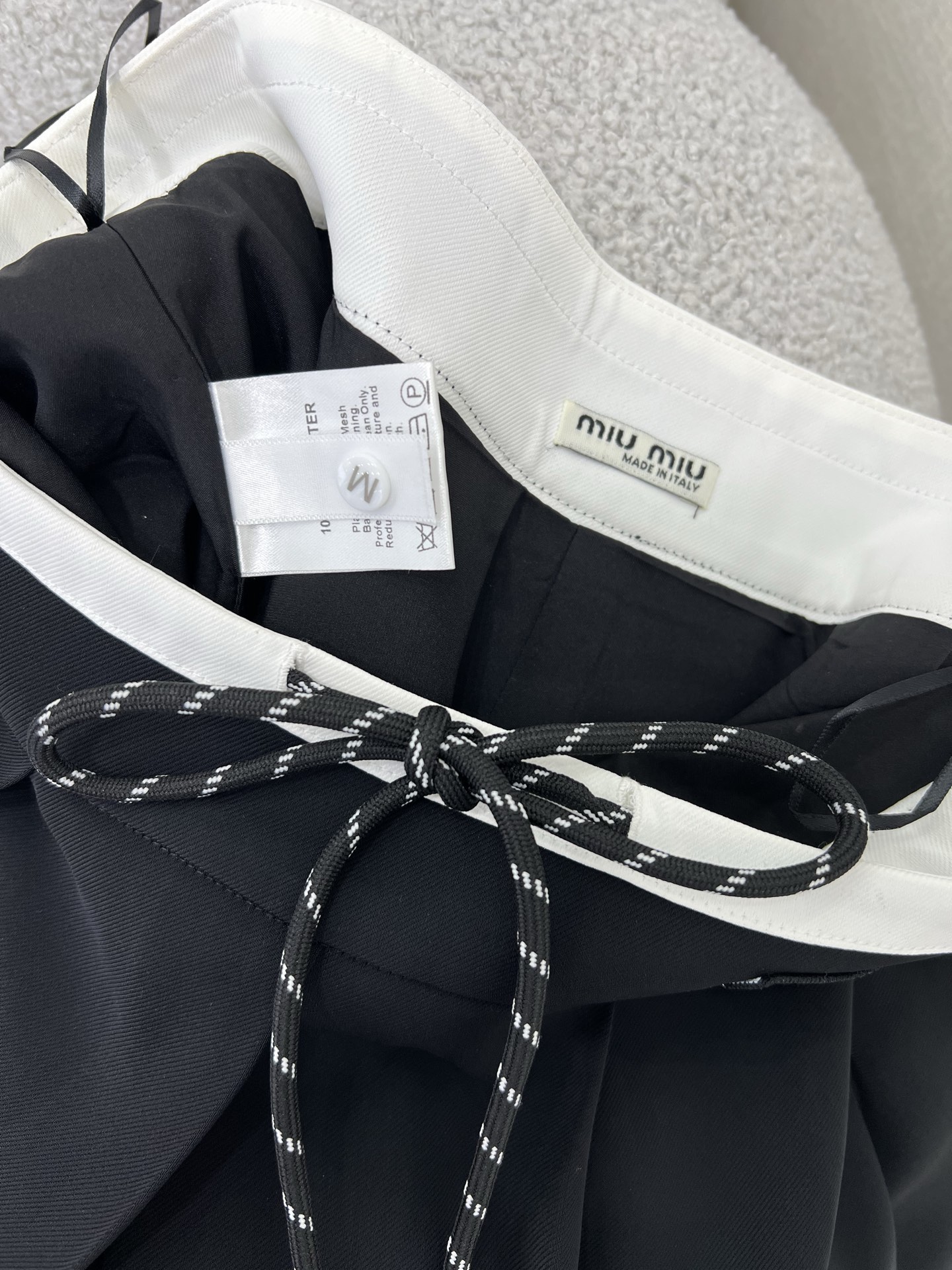 Miu Miu Inspired Pleated Mini Skirt - Chic & Retro Style 8 i1747748738598 9135 0 7