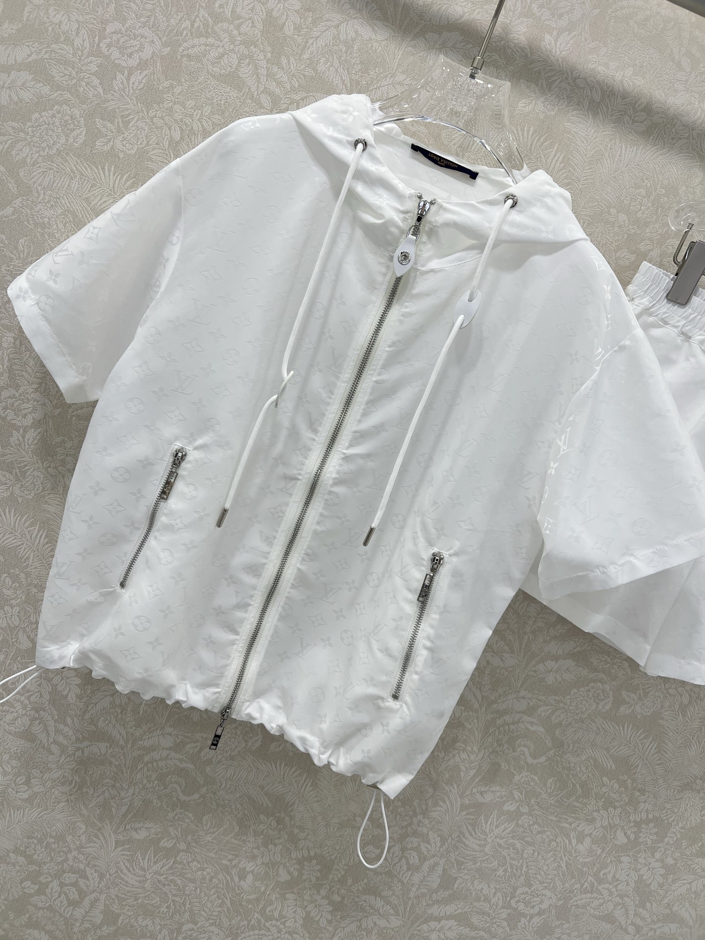 Versatile P644 Dress with Tacks & Loui* Vuitto*n 25 Flight Travel Set - 图片 2