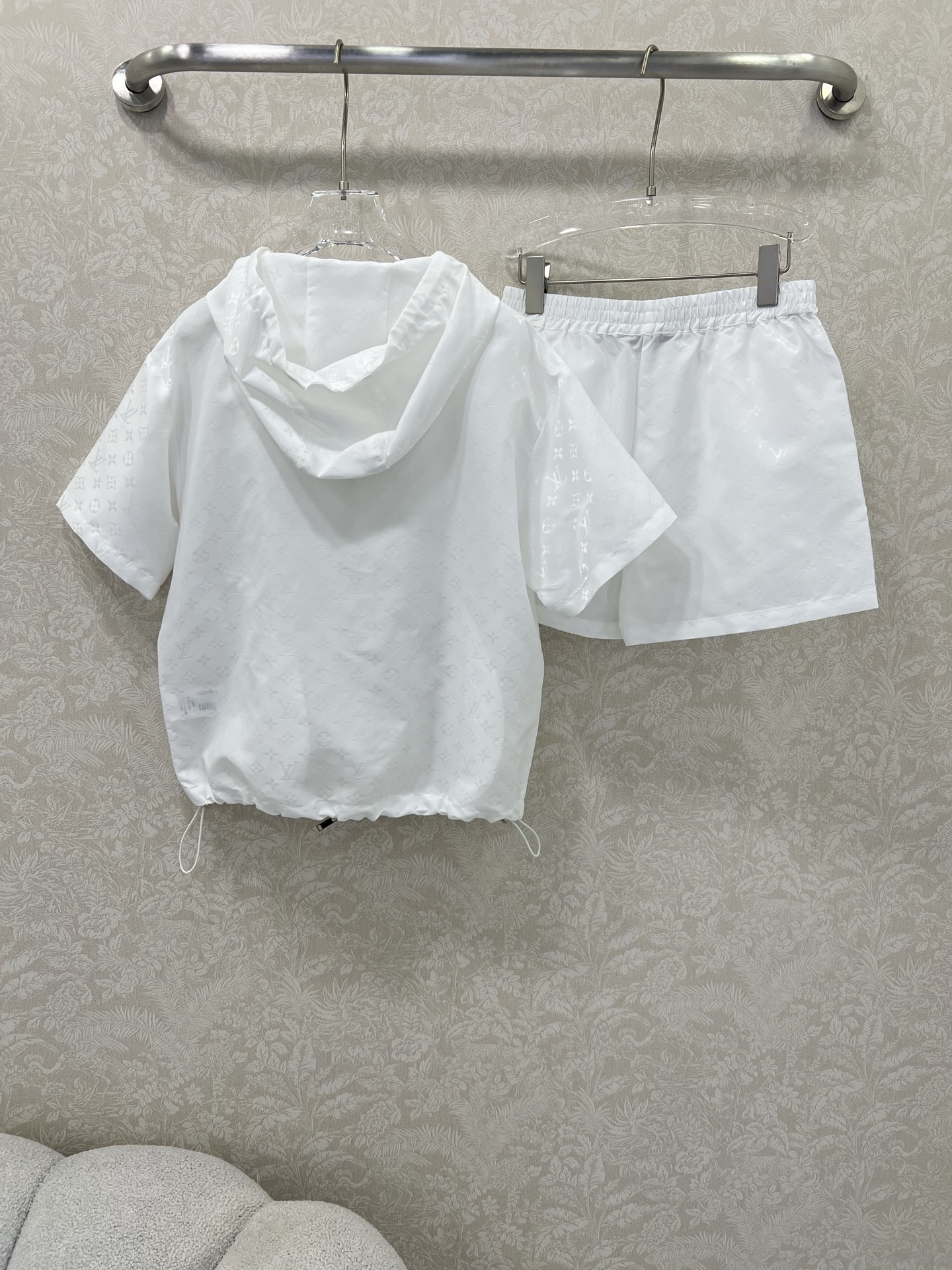Versatile P644 Dress with Tacks & Loui* Vuitto*n 25 Flight Travel Set - 图片 8