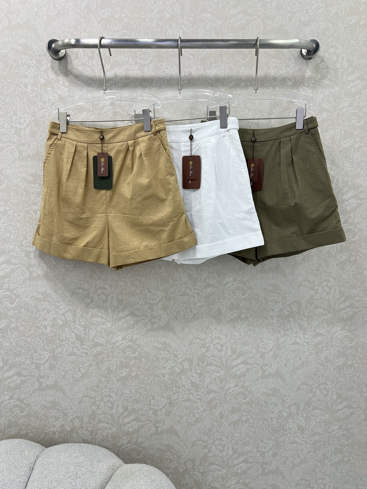 P403 Original One-Size-Fits-All Female Suit with LP 58 Shorts: Stylish Comfort for Daily Wear - 图片 9