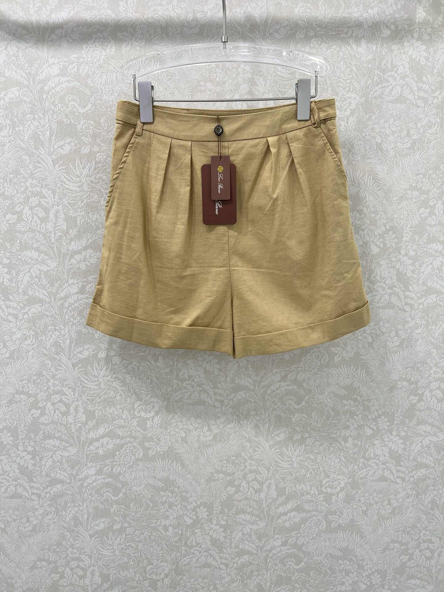 P403 Original One-Size-Fits-All Female Suit with LP 58 Shorts: Stylish Comfort for Daily Wear - 图片 1