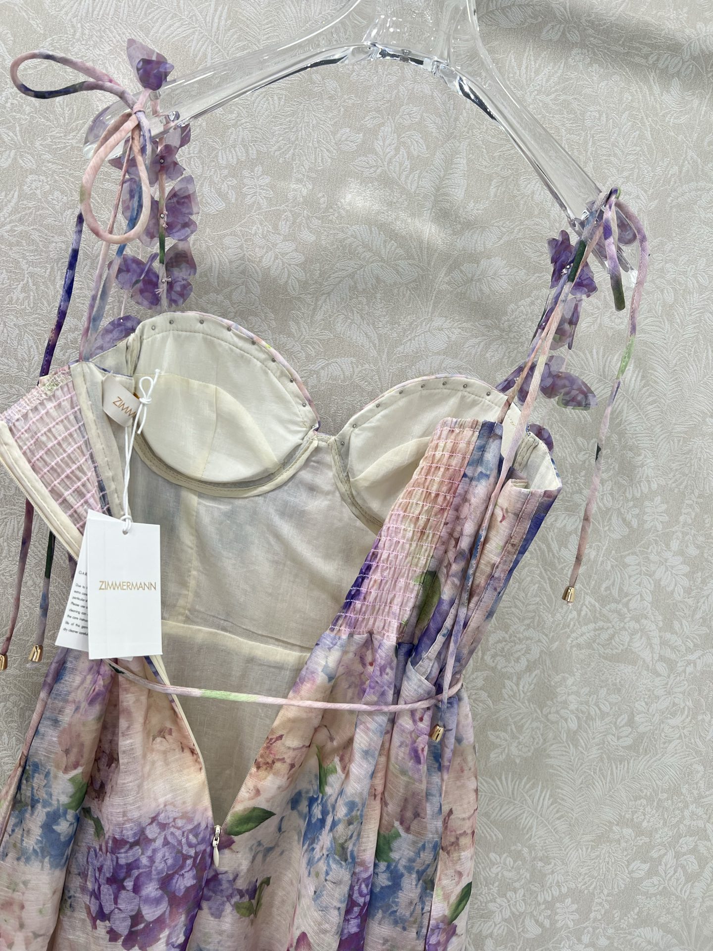 🔥🔥ZIMMERM*25新款繁花簇锦印花吊带连衣裙 肩带订钻立体花装饰 胸前订钻腰身褶皱勾勒腰线让人眼前