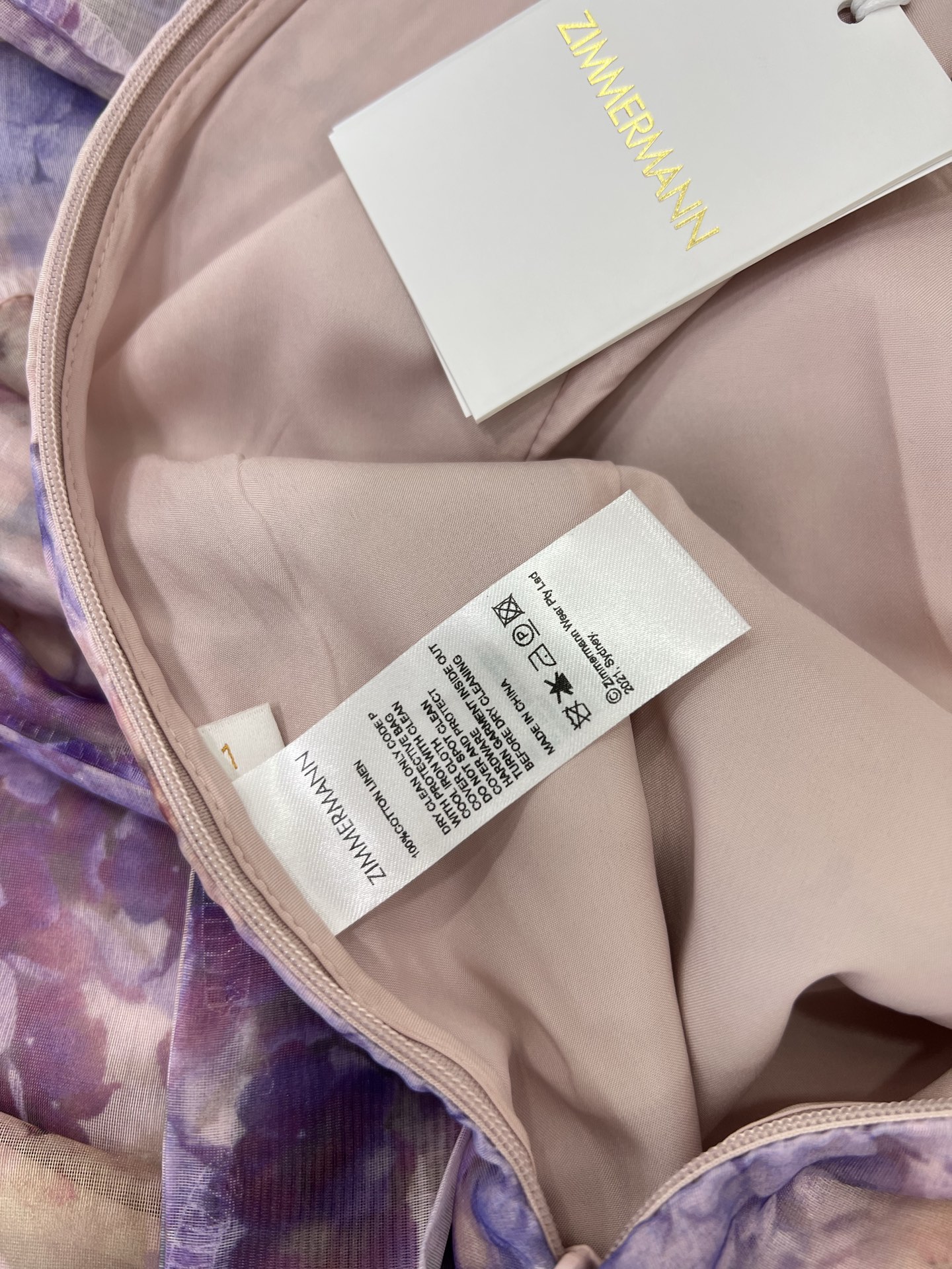 🔥🔥Zimmerman*兹/默曼 25新款不规则混纺数码印花花朵设计长袖连衣裙 极具个性的一款连衣裙 袖