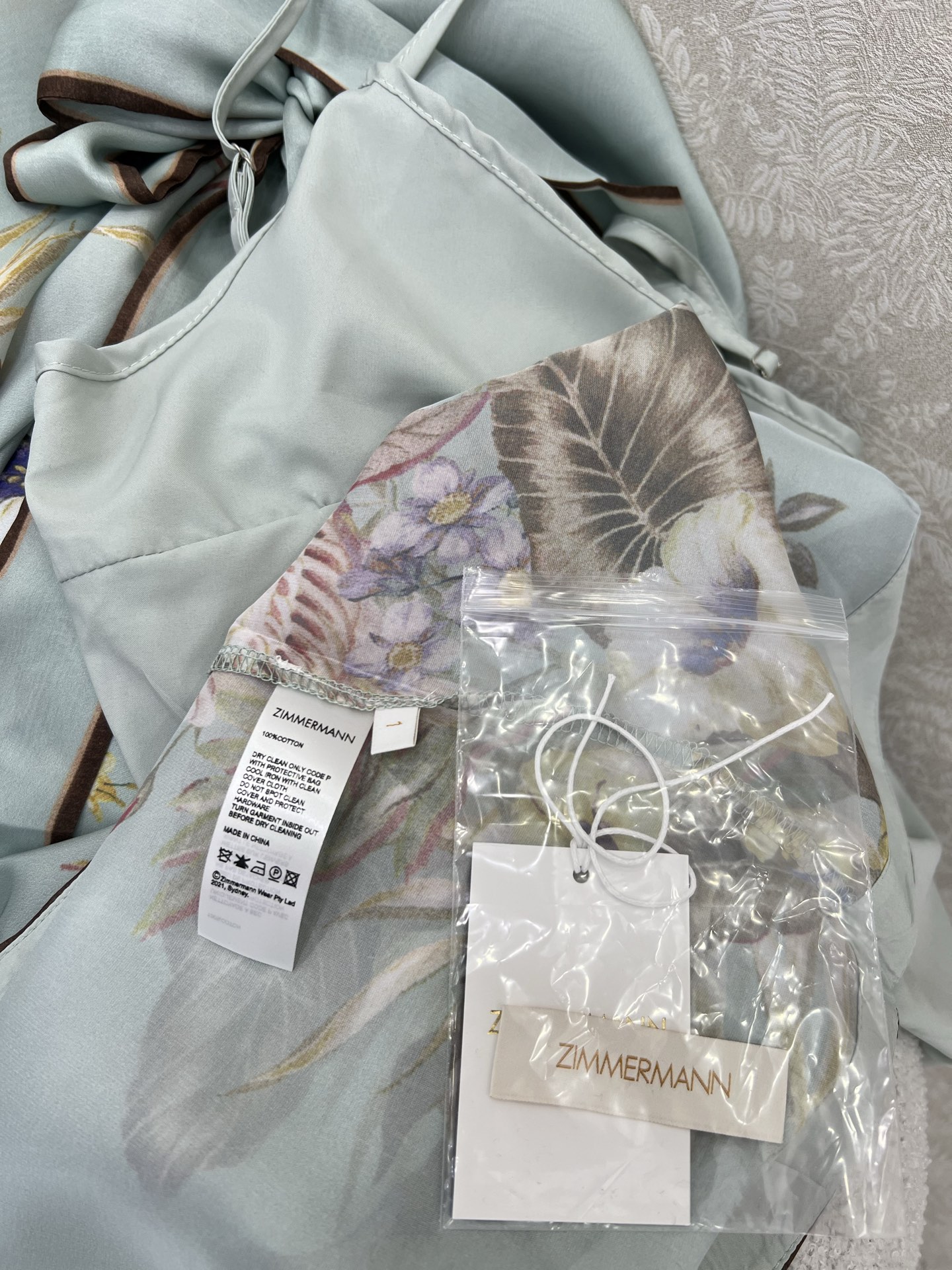 🔥🔥Zimmerman*兹/默曼 25新款连衣裙 一字肩定位印花衬衣 超绝的豆绿色 搭配本布腰带 定位奢