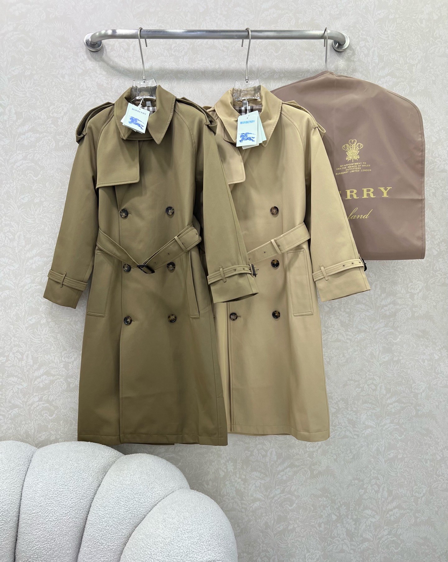 Burberry Trench Coat Women's 2024 Fall - Classic Style with Gradient Design 10 i1751378139191 3907 0 8