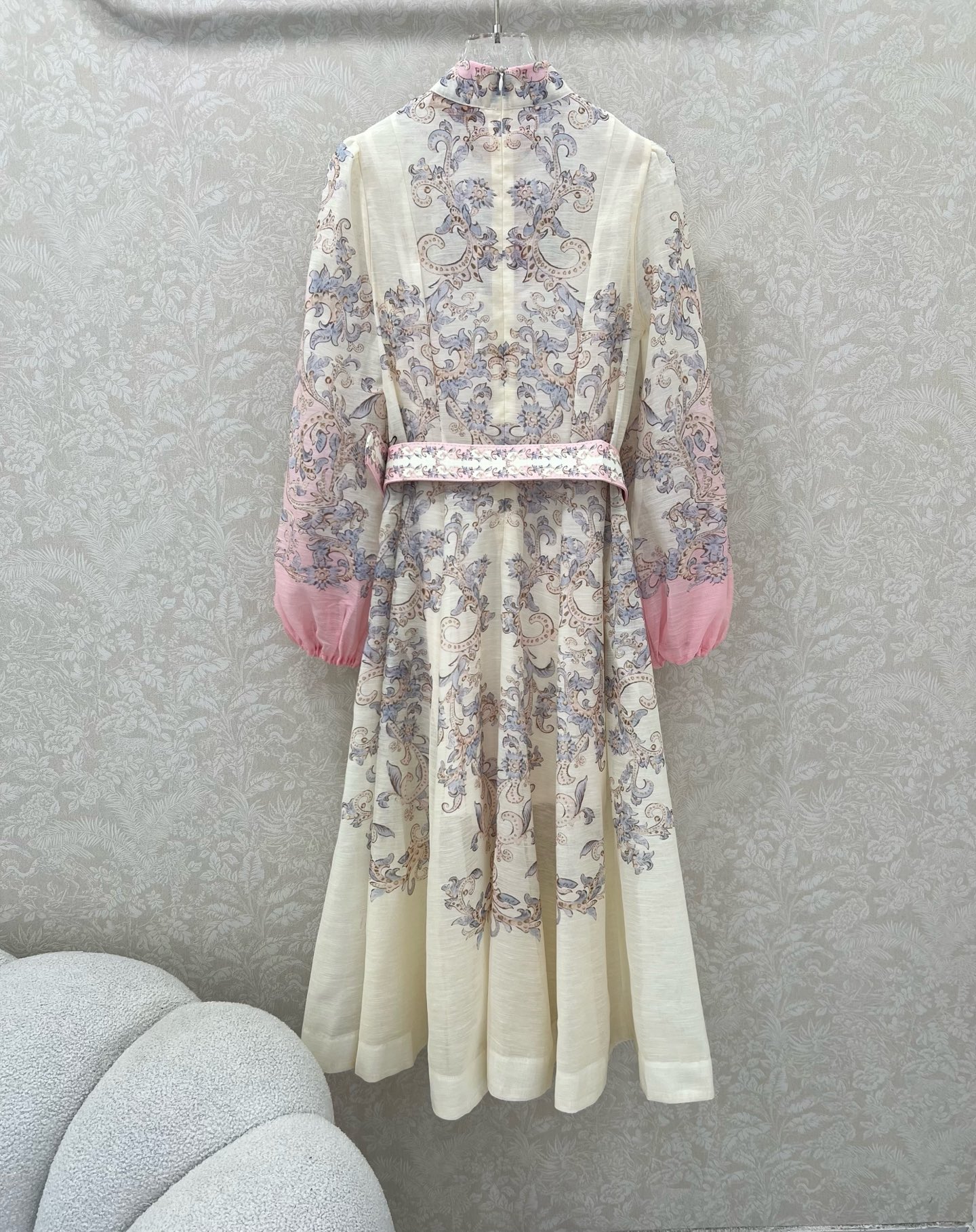 🔥🔥Zimmerman*兹/默曼 25新款百花渐变系列 同步上新啦~长款‼️连衣裙 小立领和灯笼袖设计 