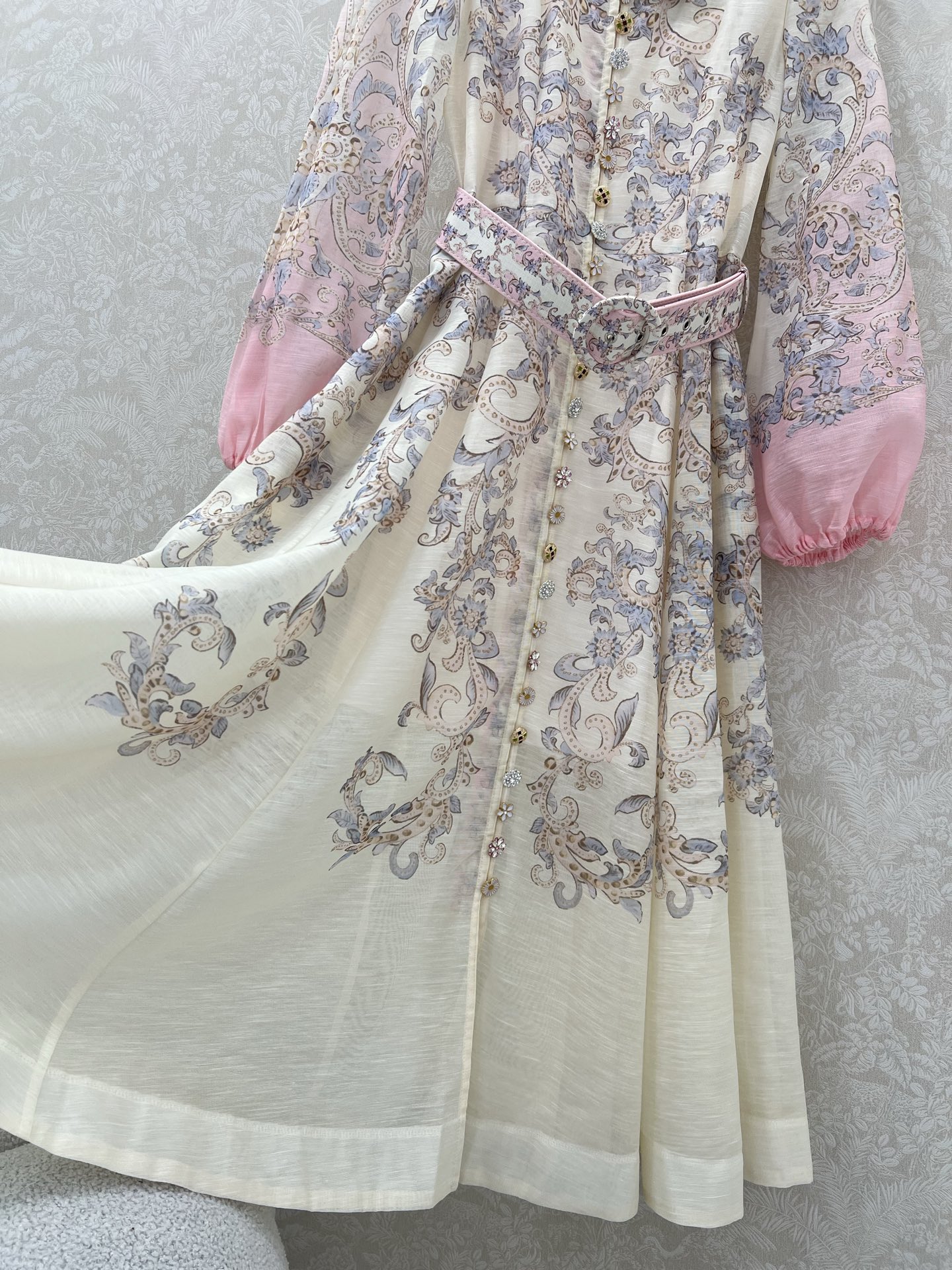 🔥🔥Zimmerman*兹/默曼 25新款百花渐变系列 同步上新啦~长款‼️连衣裙 小立领和灯笼袖设计 