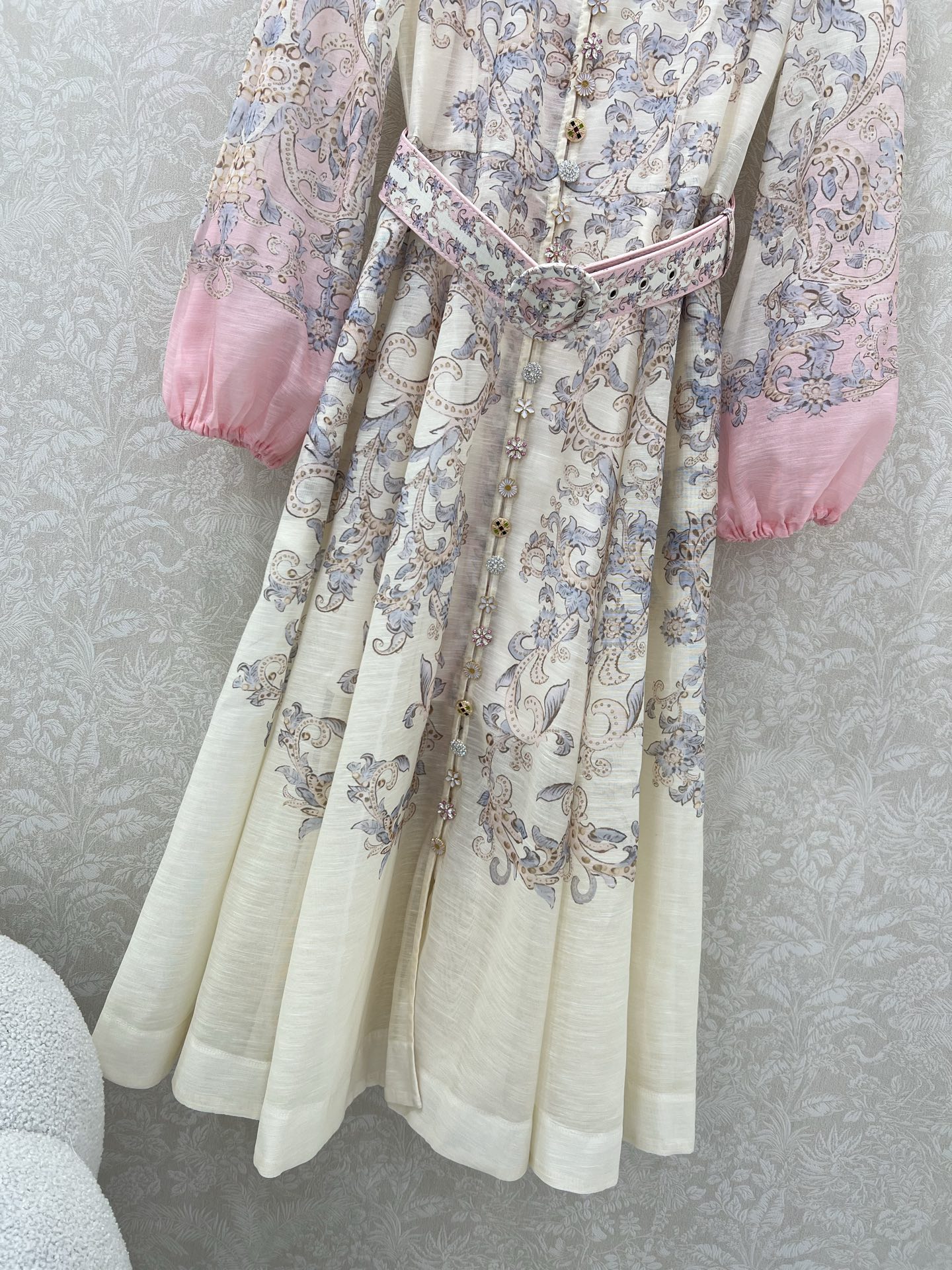 🔥🔥Zimmerman*兹/默曼 25新款百花渐变系列 同步上新啦~长款‼️连衣裙 小立领和灯笼袖设计 