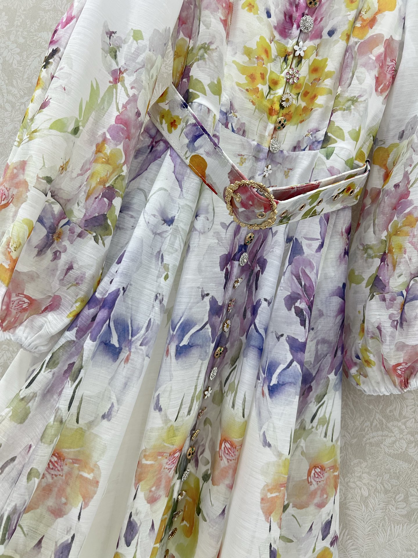 🔥🔥Zimmerman*兹/默曼 25新款百花系列 同步上新啦~长款‼️连衣裙 小立领和灯笼袖设计 前襟