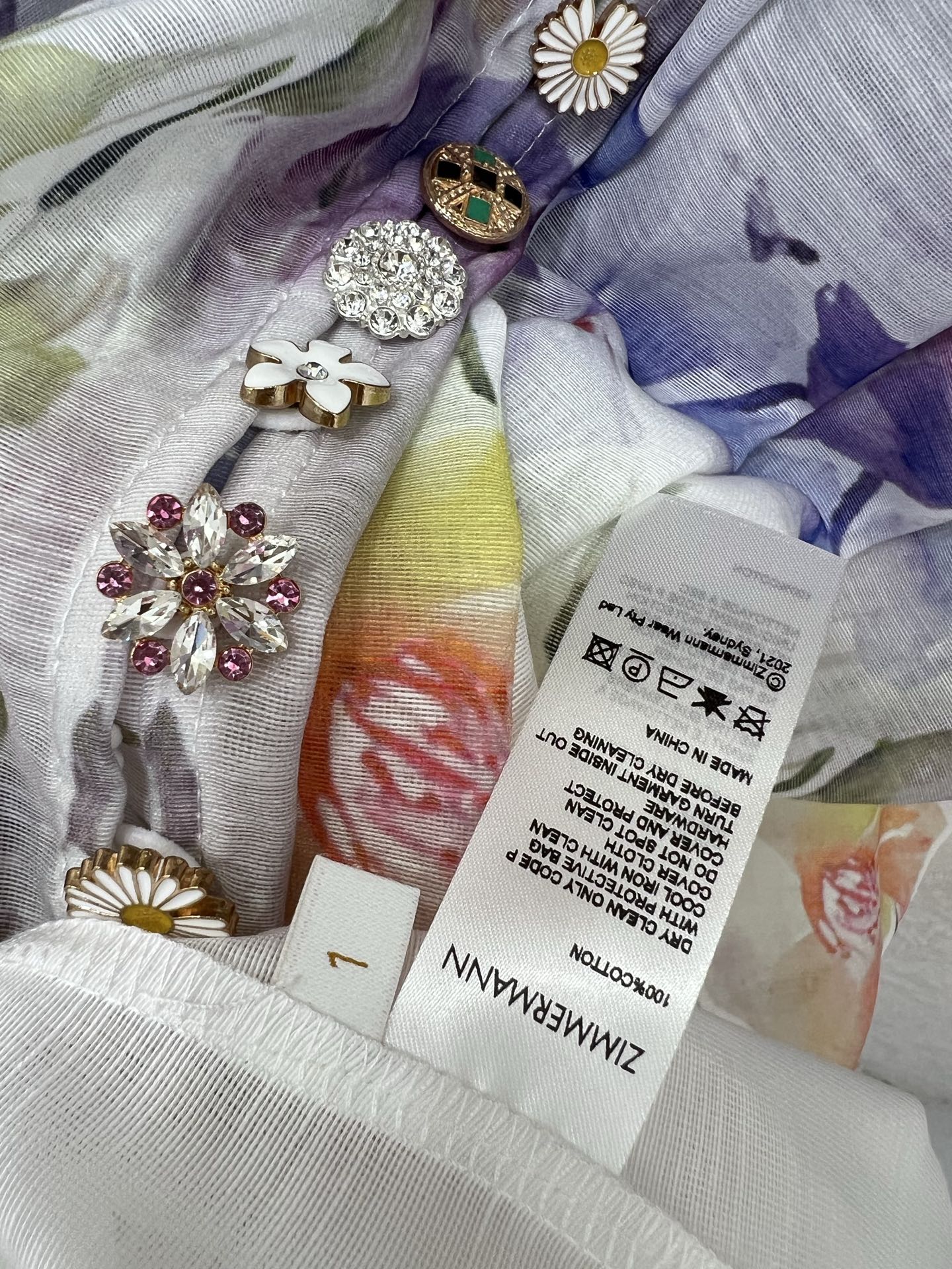 🔥🔥Zimmerman*兹/默曼 25新款百花系列 同步上新啦~长款‼️连衣裙 小立领和灯笼袖设计 前襟