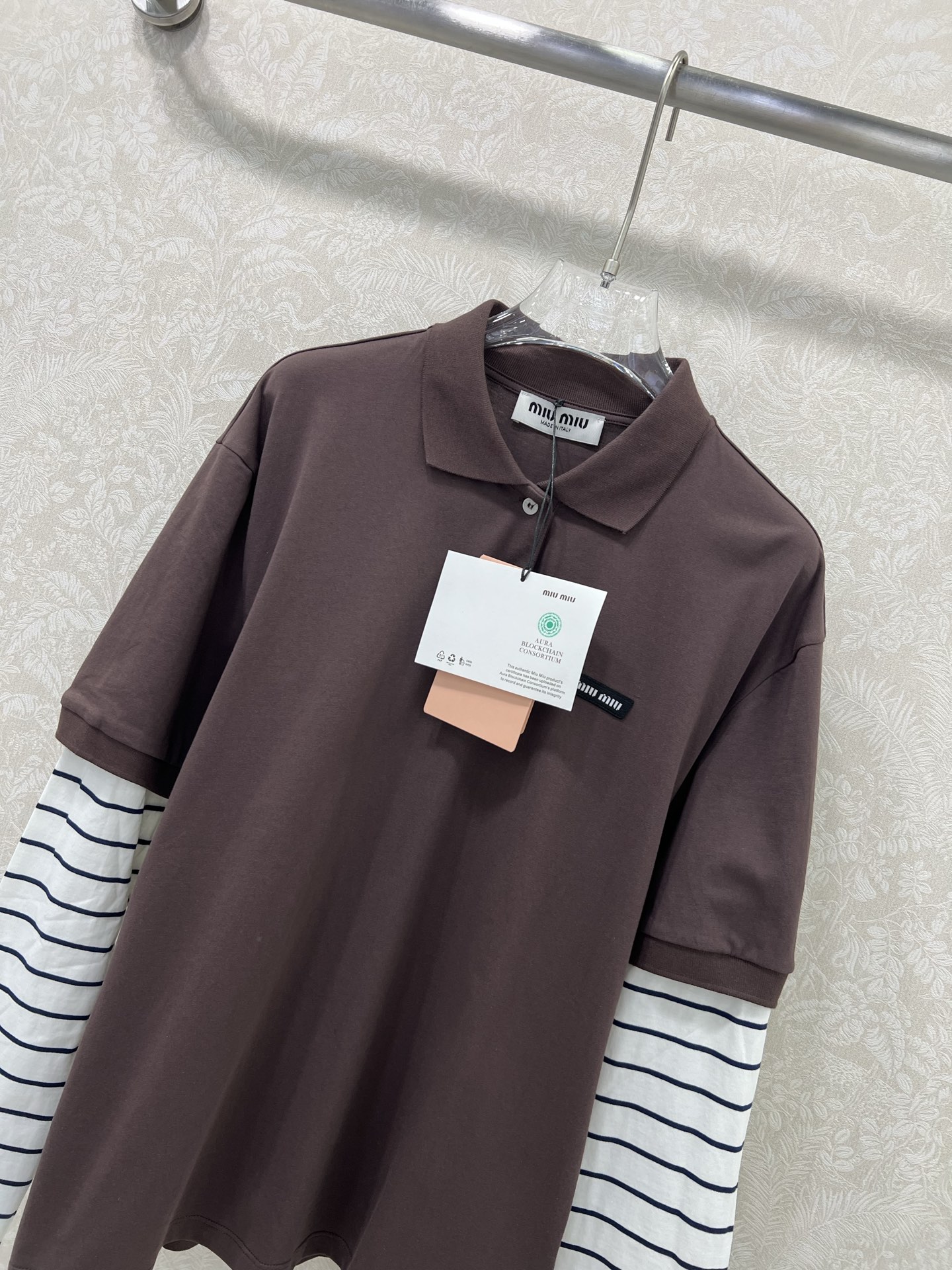 🔥🔥miumi*25新款翻领假两件长袖T恤 高级老钱风配色袖子拼接条纹袖口 少女知识分子时髦风穿搭！老钱