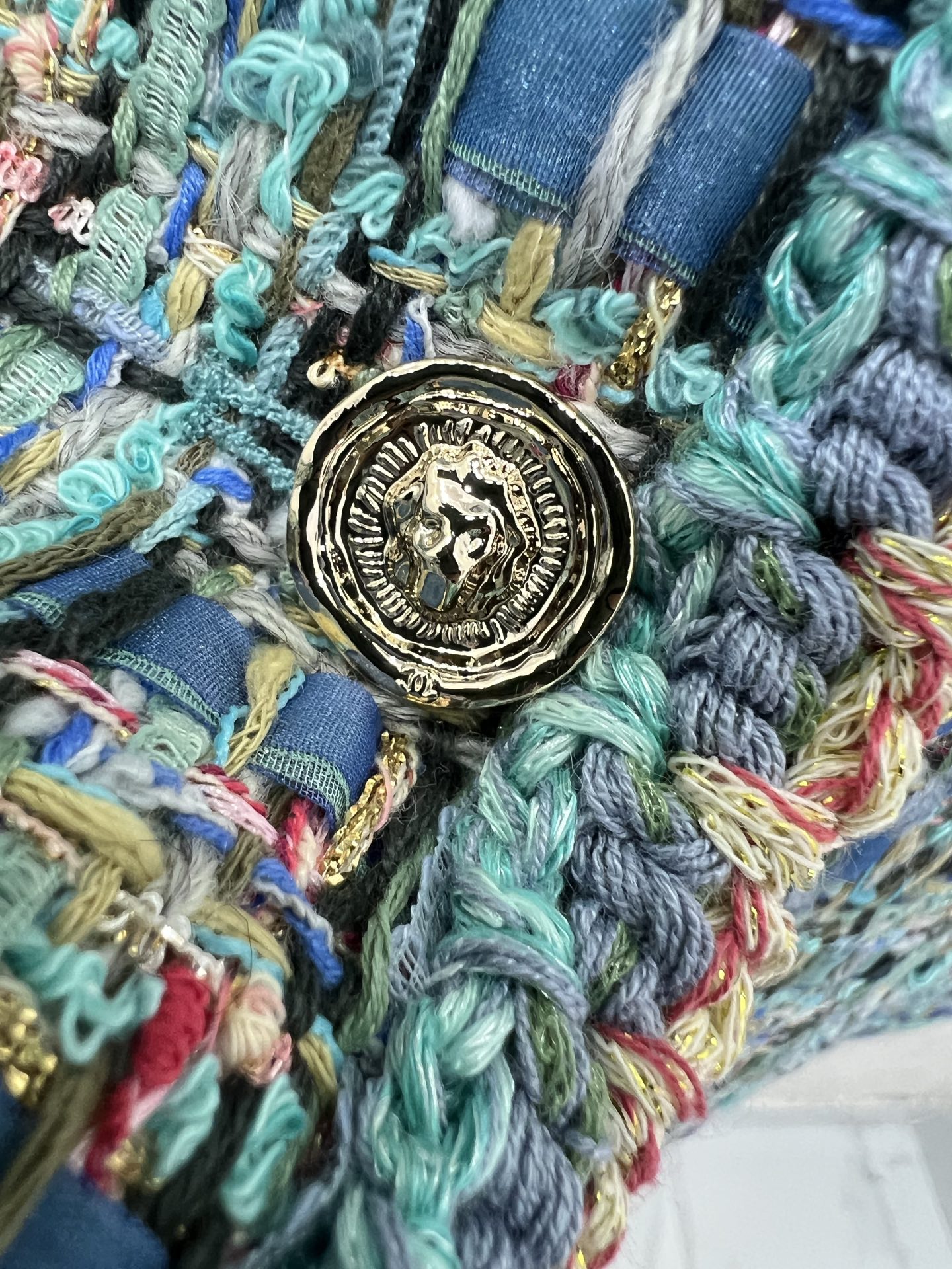 🔥🔥Chan*l粗纺捆边洋装背心裙 手工坊系列采用原版定制粗花呢面料，手工包边工艺，内里100%真丝提花