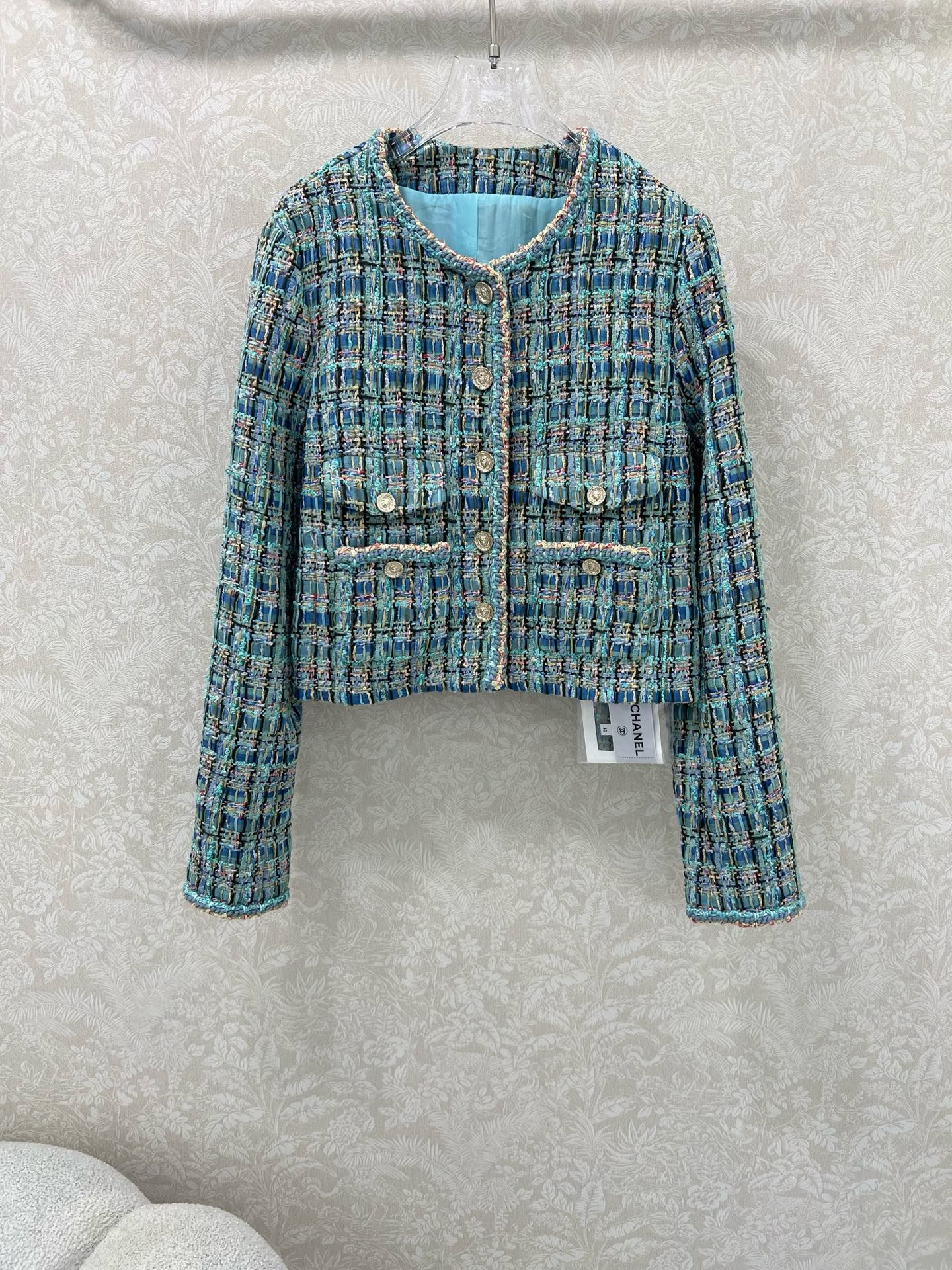 🔥🔥Chan*l粗纺捆边洋装外套 手工坊系列外套 采用原版定制粗花呢面料，手工包边工艺，内里100%真丝