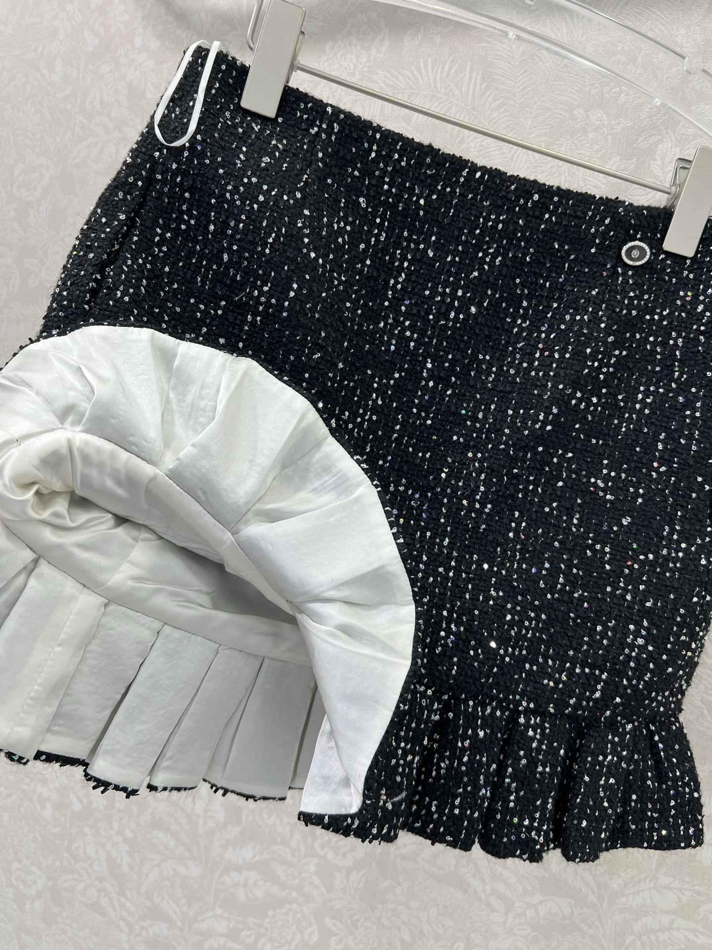 🔥🔥chan*l 25新款荷叶边半裙 早秋系列新款 法式宫廷风小香风亮片荷叶边半裙 高级定制粗花呢软呢面