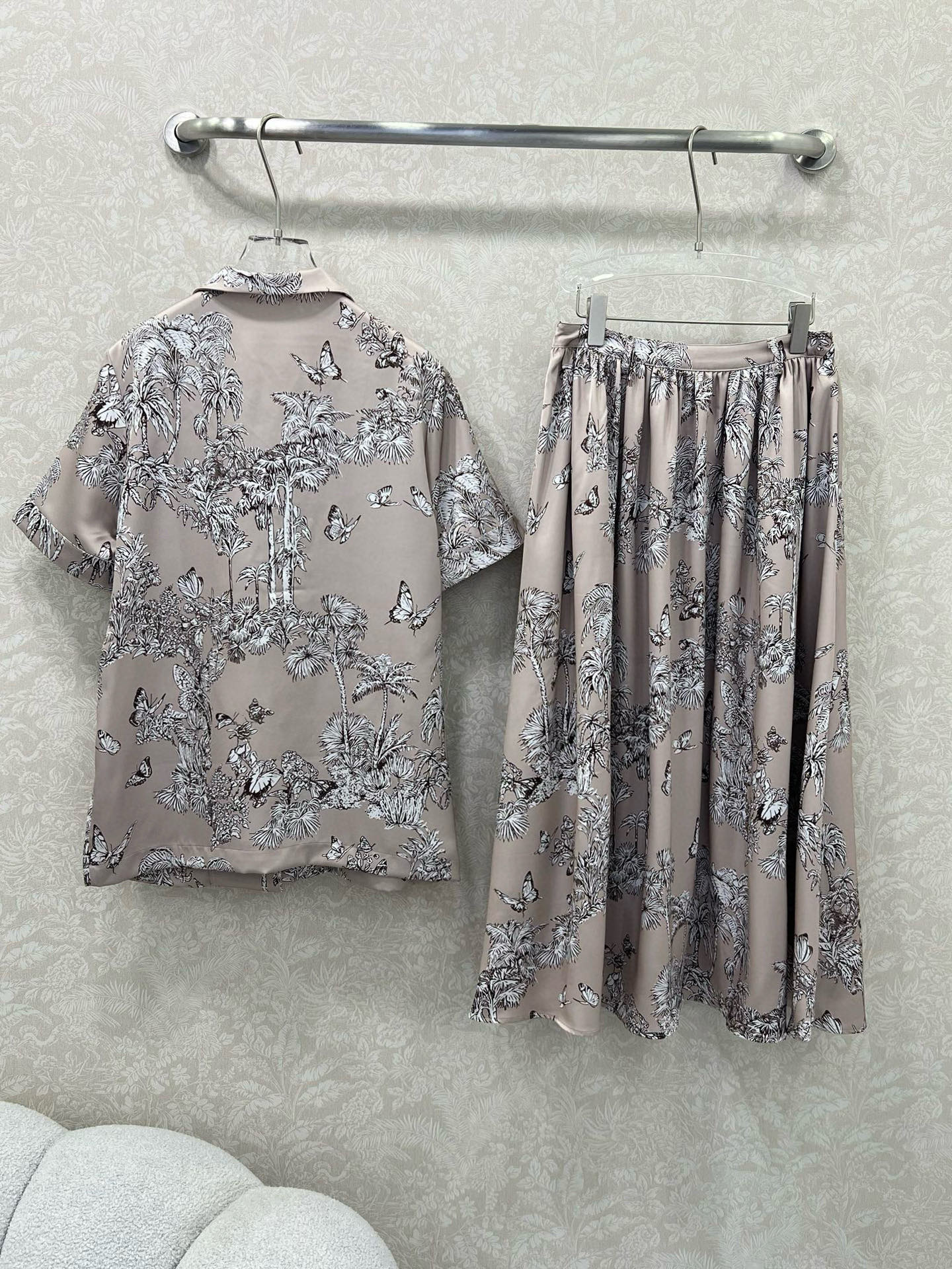 Stylish T-shirts and Pyjamas for Women: New Dio Collection Highlights. - 图片 9