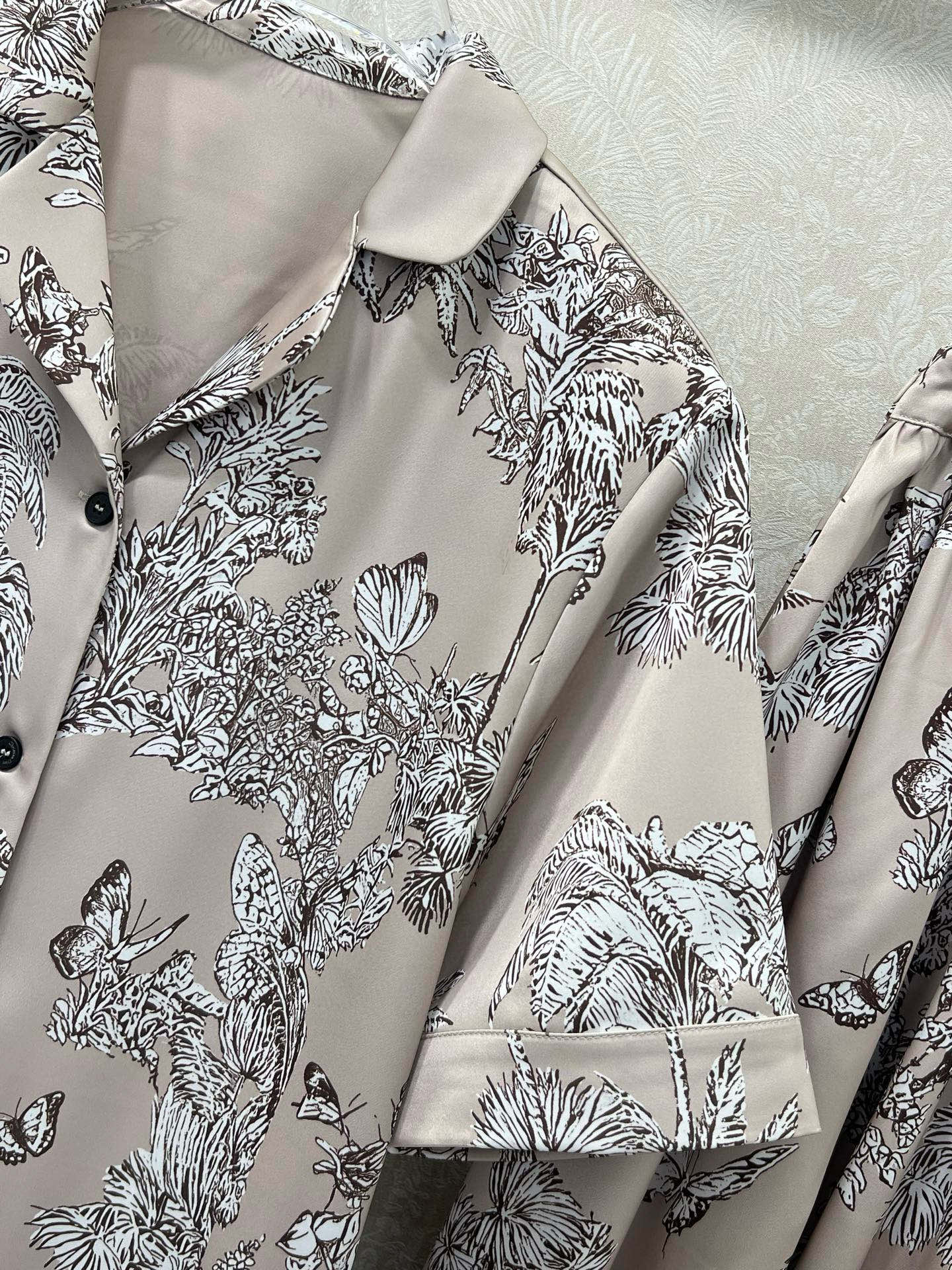 Stylish T-shirts and Pyjamas for Women: New Dio Collection Highlights. - 图片 3