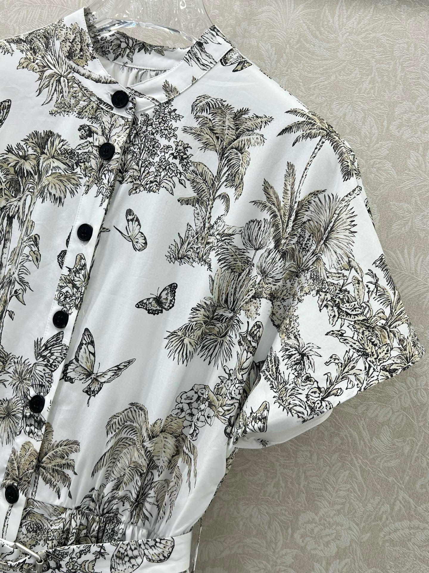 🔥🔥DIO* 25新款榛果色Palms茹伊印花图案立领短袖连衣裙 通体满印椰树蝴蝶等动植物自然元素 向自