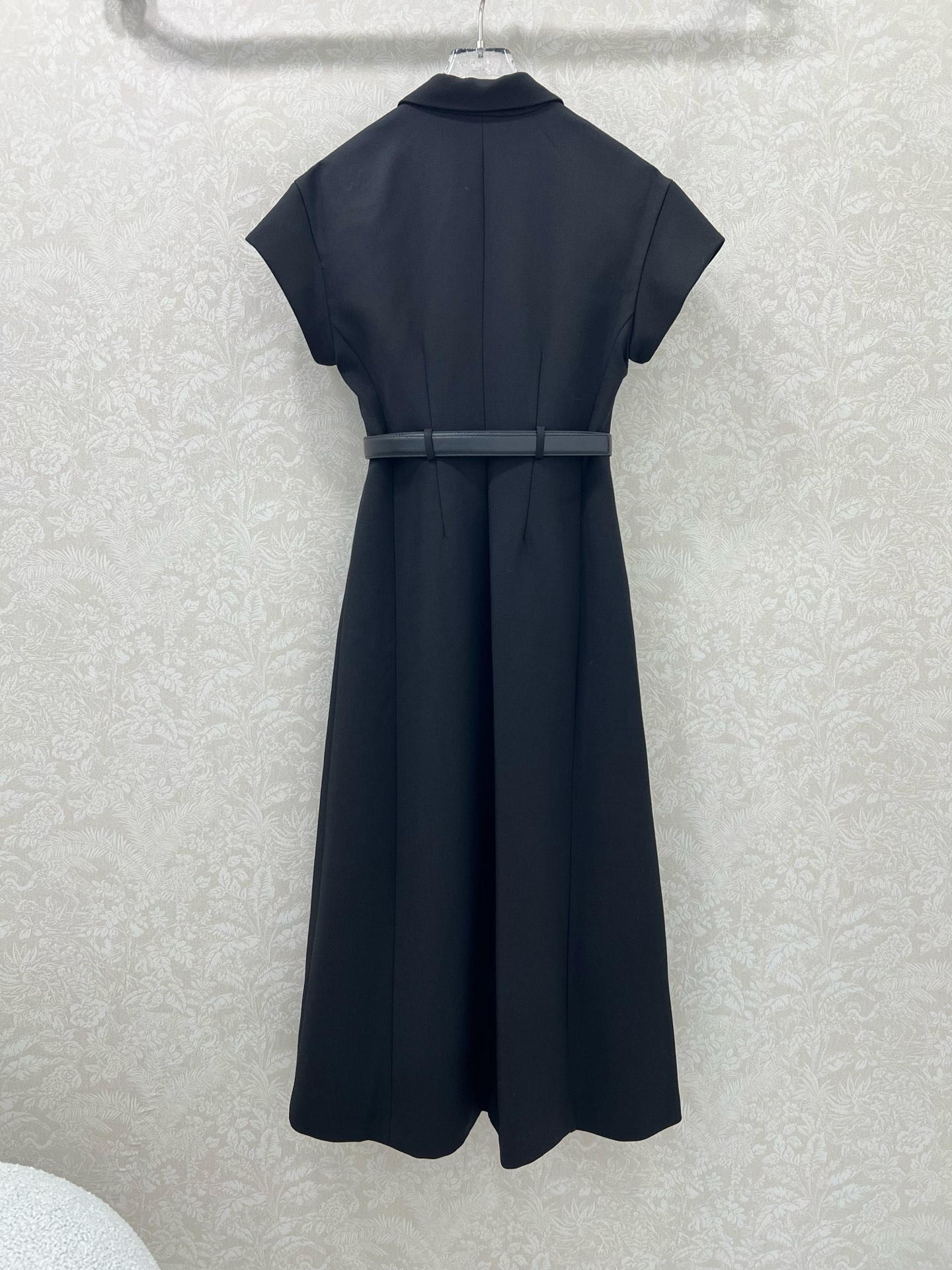 🔥🔥Dio*25新款丝毛连衣裙高版本 内衬真丝 翻领阔袖搭配真皮腰带长裙 定制YB进口丝毛材质 挺括有型