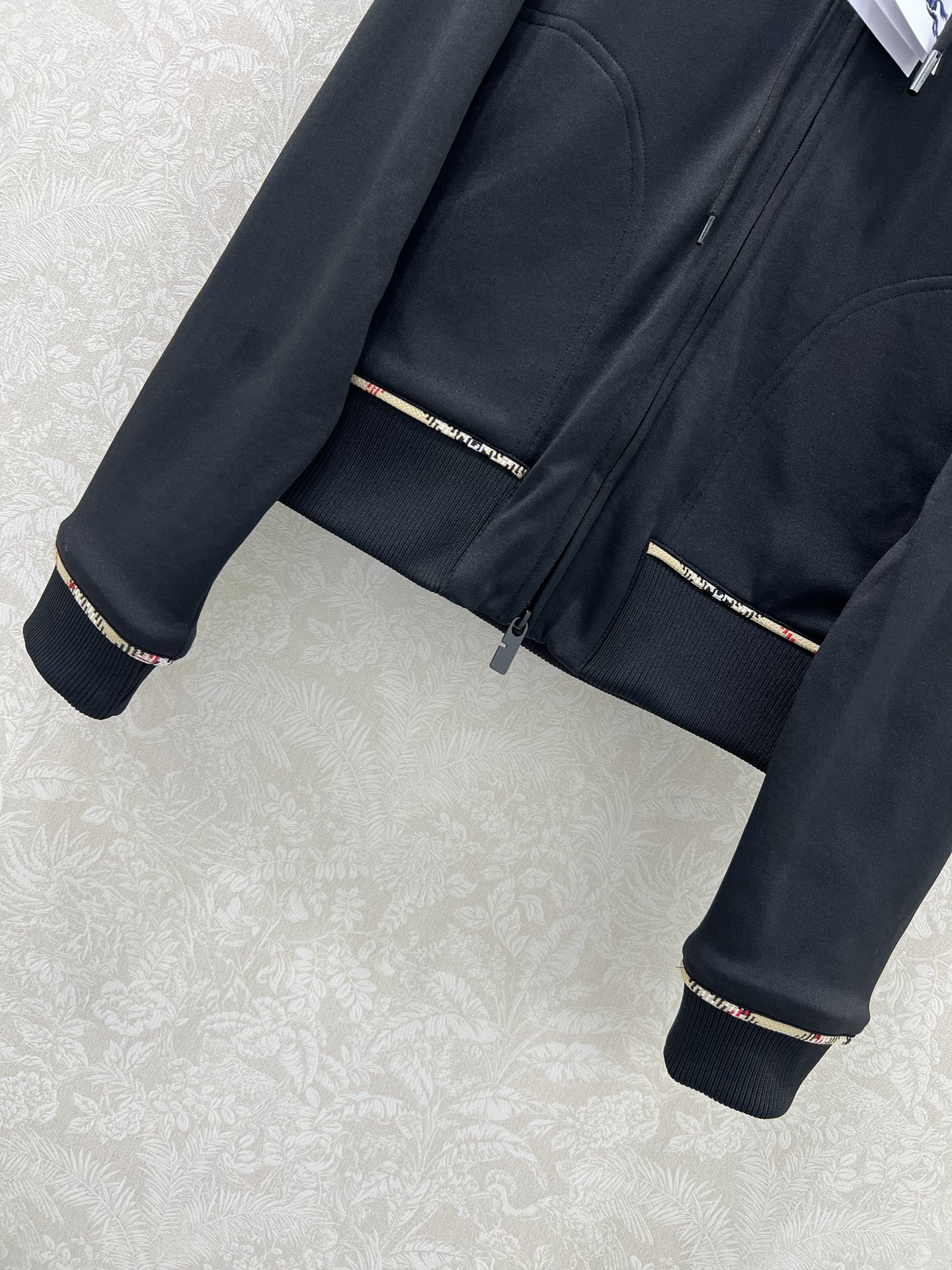 🔥🔥Burber*y25新款学院风运动休闲夹克 ➕长裤同步上新 分开出售‼️高版出品自买原版 一比一复刻