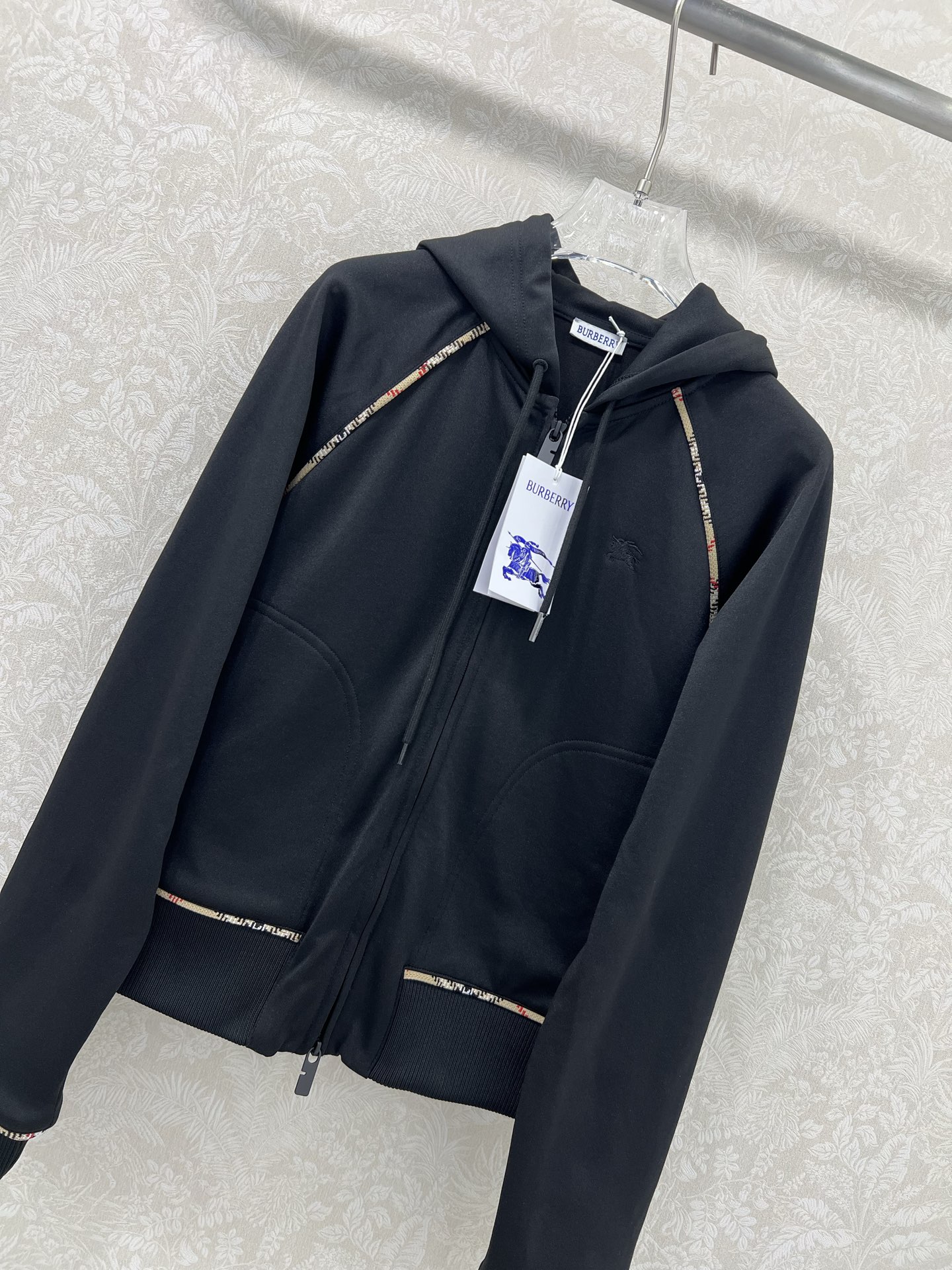 🔥🔥Burber*y25新款学院风运动休闲夹克 ➕长裤同步上新 分开出售‼️高版出品自买原版 一比一复刻