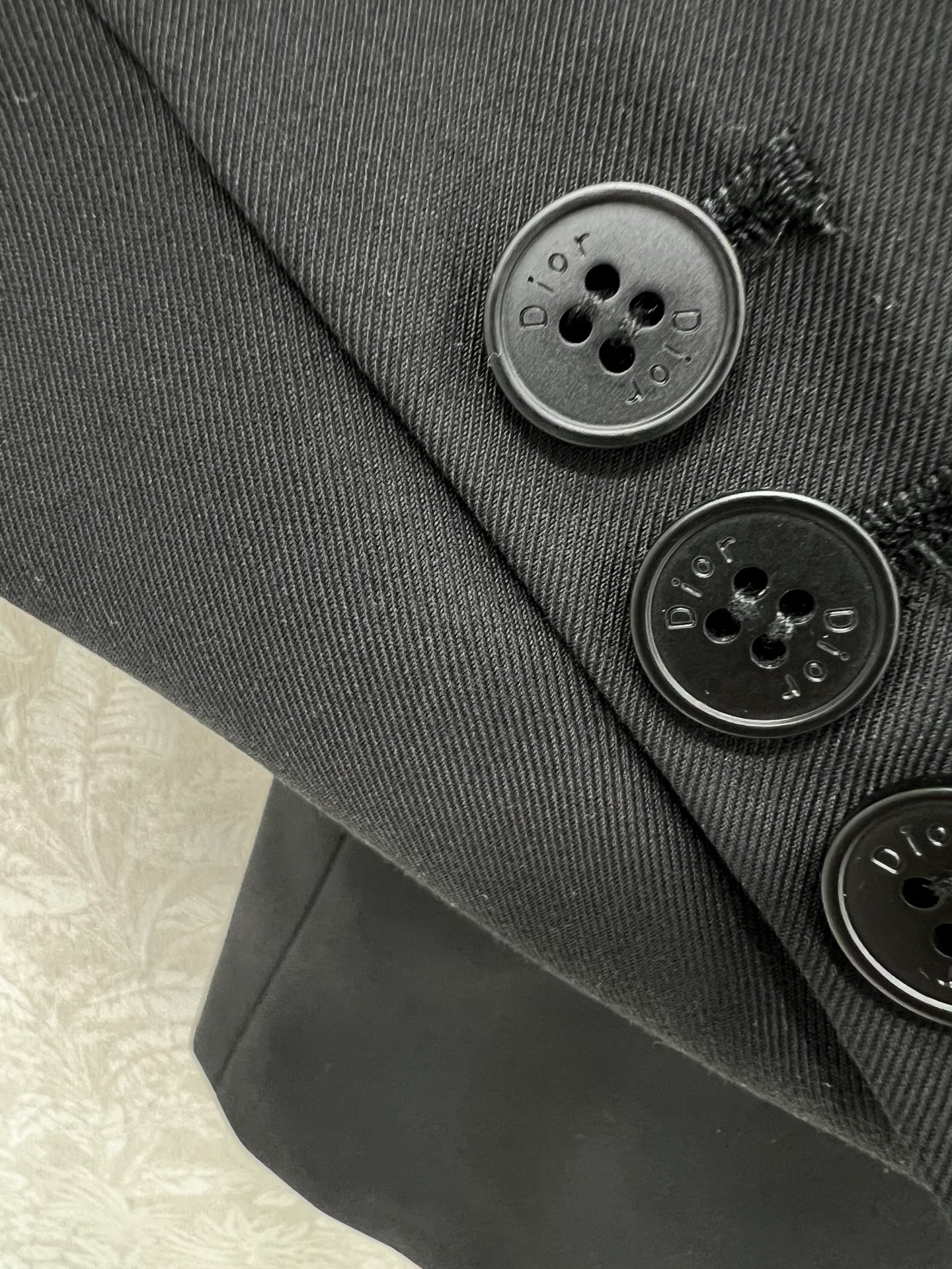 🔥🔥DIO*25新款西装外套 西服面料挺度质感都在线 胸前彩线logo刺绣 内衬经典动物老虎印花 定制五