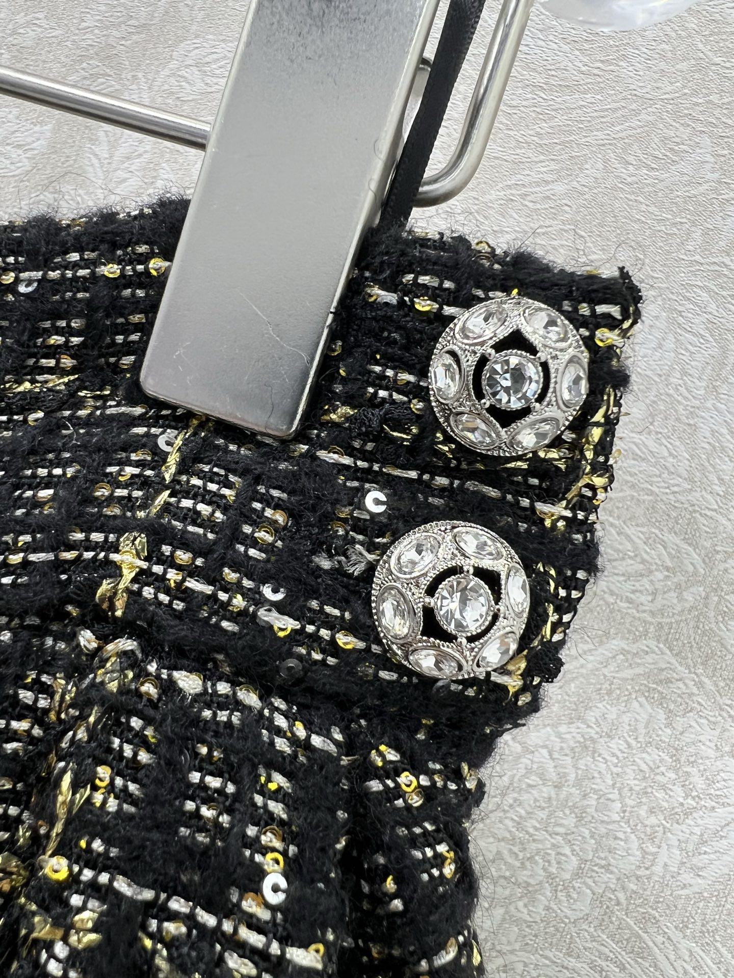 🔥🔥Chan*l25重工高版本内衬100%真丝半裙 进口粗纺羊毛呢材质 质感高级 品相十足 收腰大摆更显