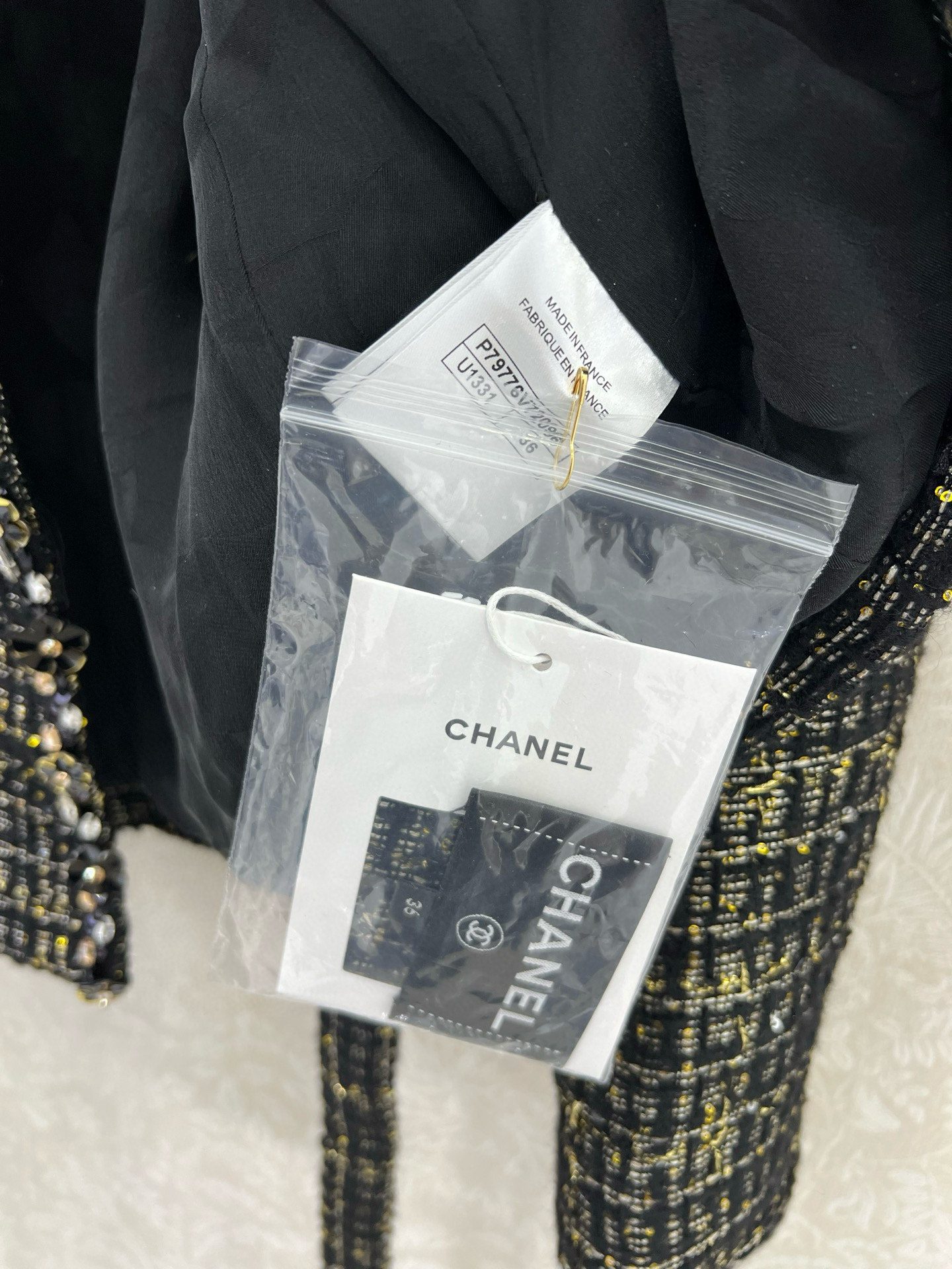 🔥🔥Chan*l25重工钉珠外套 高版本 内衬100%真丝 圆领洋装钉珠捆边外套  进口粗纺羊毛呢材质 