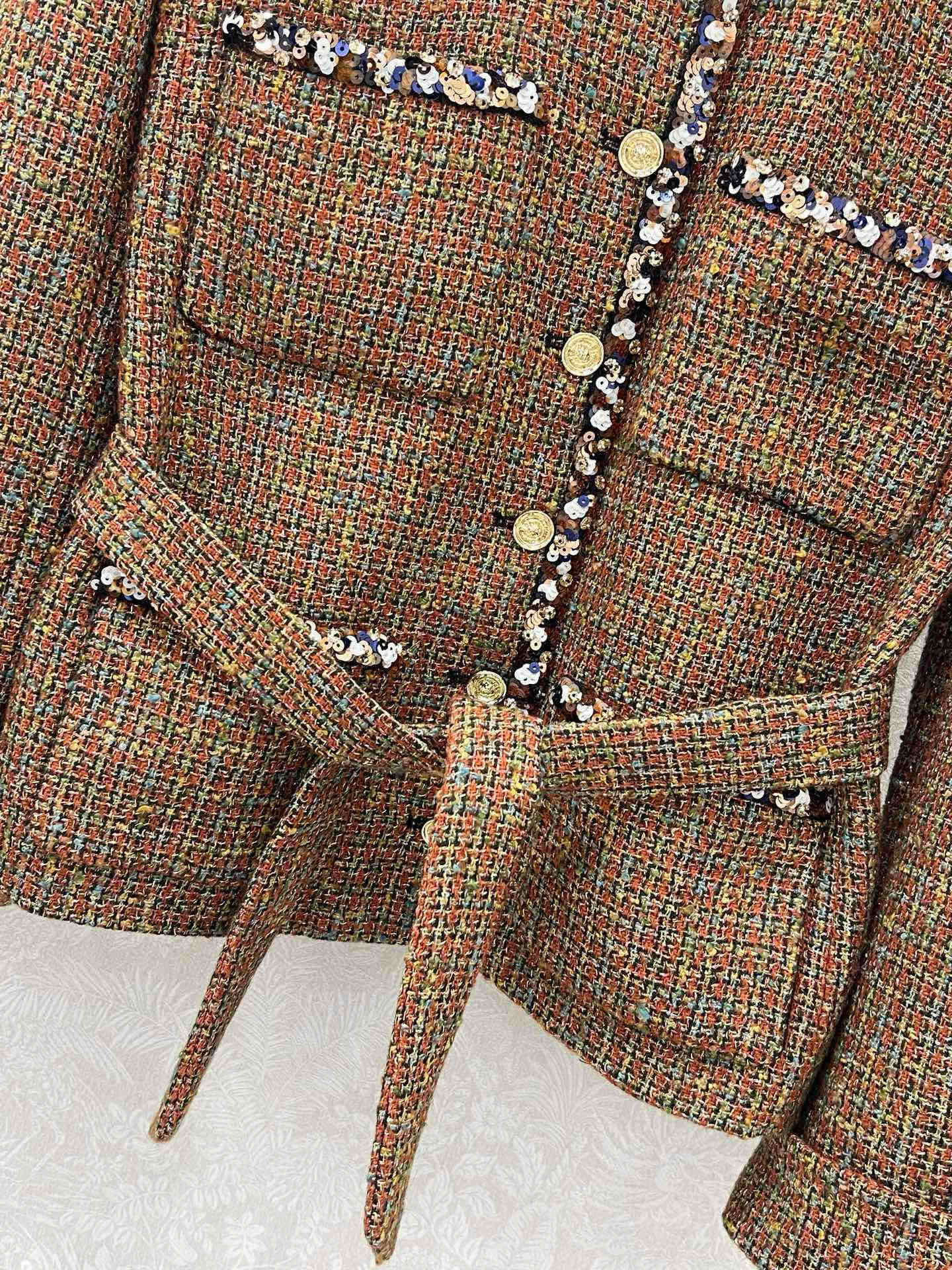 🔥🔥chan*l 25新款翻领洋装钉珠捆边外套   高版本 内衬100%真丝 定制YB进口粗纺羊毛呢材质