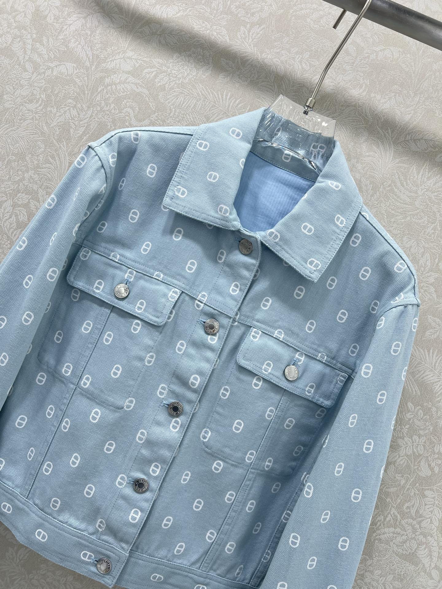 🔥🔥Herme*25新款经典猪鼻子🐽印花牛仔外套 全新高版本出货啦 定制YB斜纹全棉牛仔材质 酵素水洗工