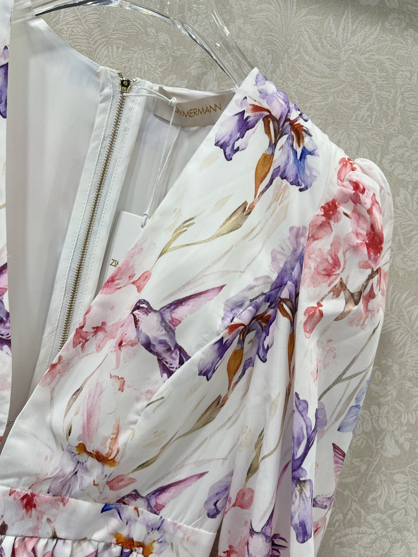 🔥🔥Zimmerman*兹/默曼 25新款花卉花朵🌸印花连衣裙、V领灯笼袖双层下摆设计腰身褶皱勾勒腰线 