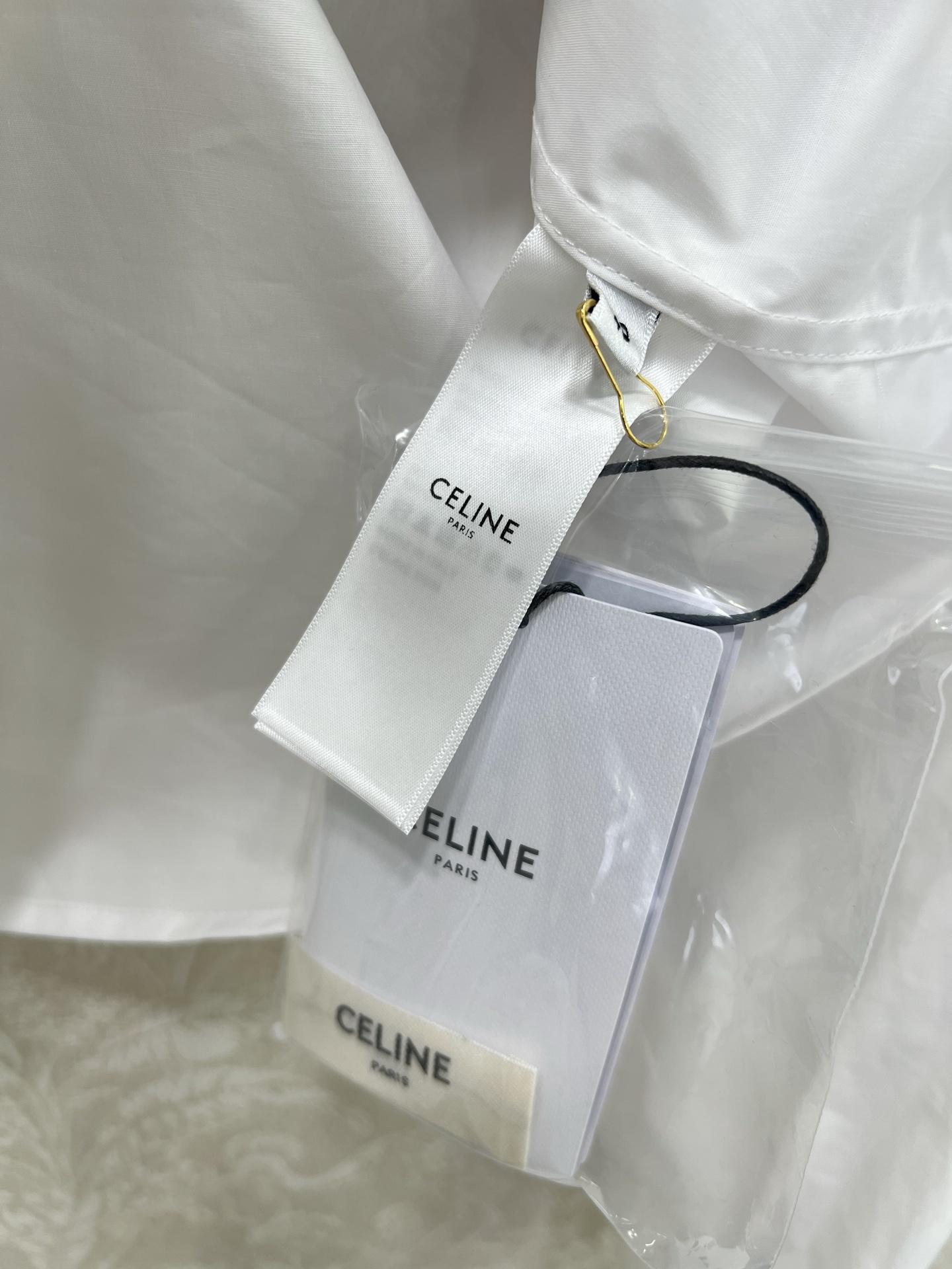🔥🔥Celin*25新款披肩式衬衣款 荷叶水溶花披肩拼接 超有质感 宽松版型包容性拉满  甜美的淑女气息