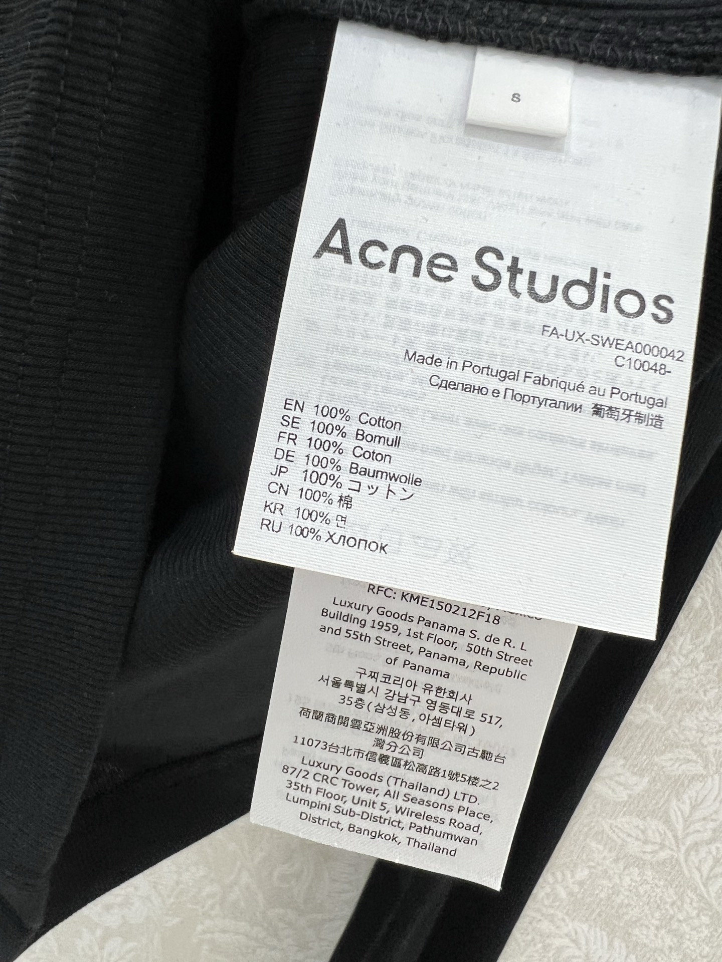 🔥🔥ACn*25新款假两件上衣！ 长袖 T 恤以长袖衬层外搭基础款背心，正面饰有当季童话风格徽标 质感细
