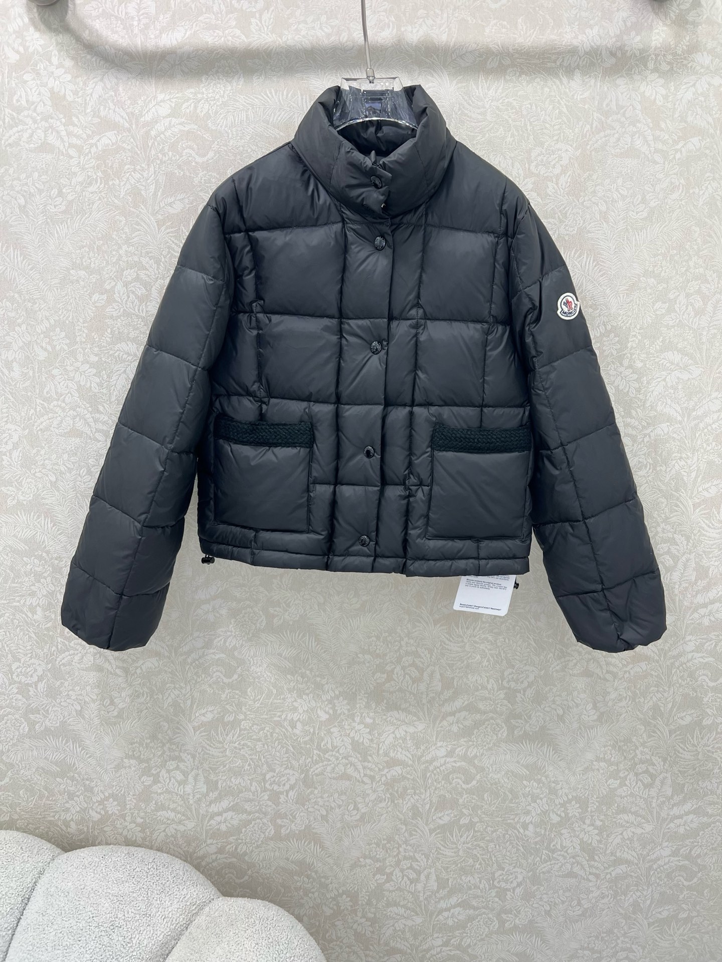 🔥🔥MONCL*R 蒙/口 25新款面包羽绒服 经典口袋针织前大口袋设计 袖子品牌袖标 原版定制记忆丝质