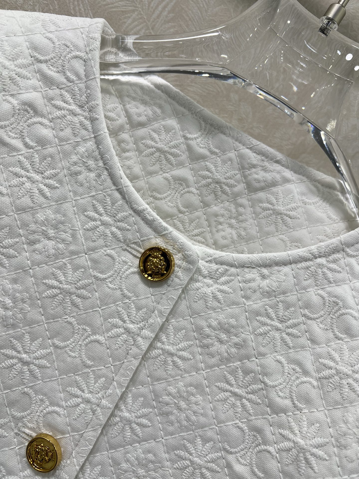 🔥🔥Celin*25新款提花外套 定制YB斜纹全棉提花材质 整件轻盈保暖 圆领正肩绒面设计 纽扣开襟调节