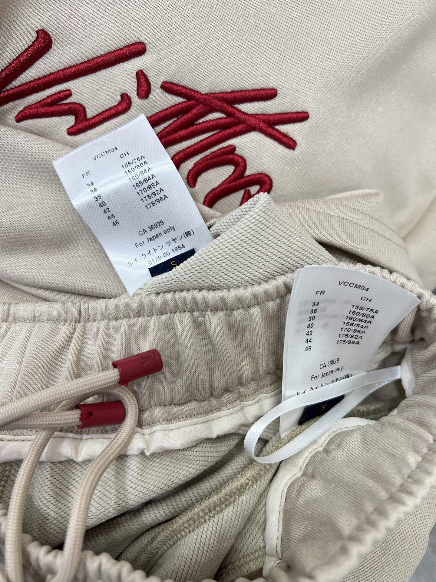 🔥🔥 Louis Vuitt*n*25新款休闲运动套装 整套出售 圆领长袖套头➕束脚长裤的组合  上衣裤