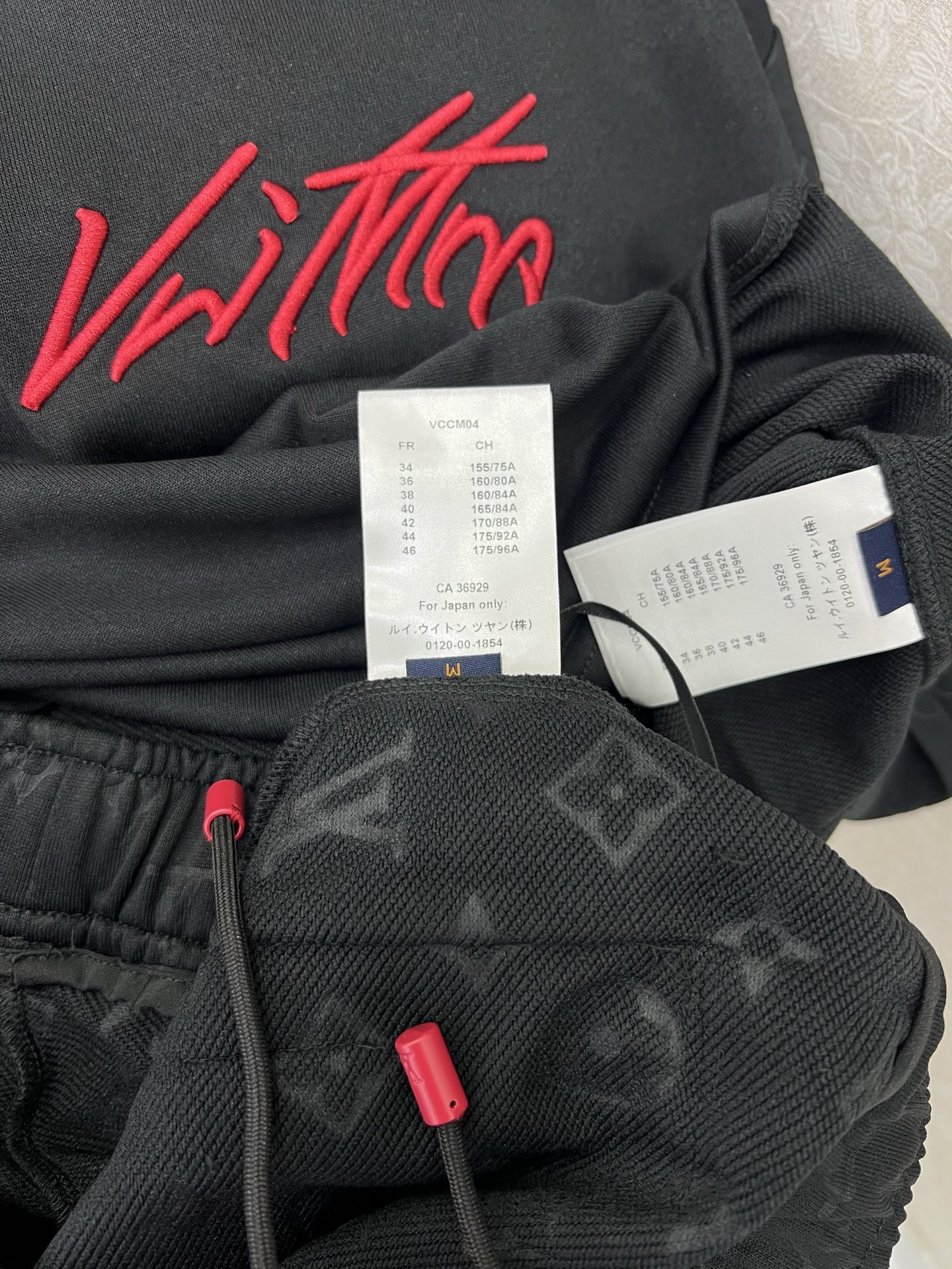 🔥🔥 Louis Vuitt*n*25新款休闲运动套装 整套出售 圆领长袖套头➕束脚长裤的组合  上衣裤