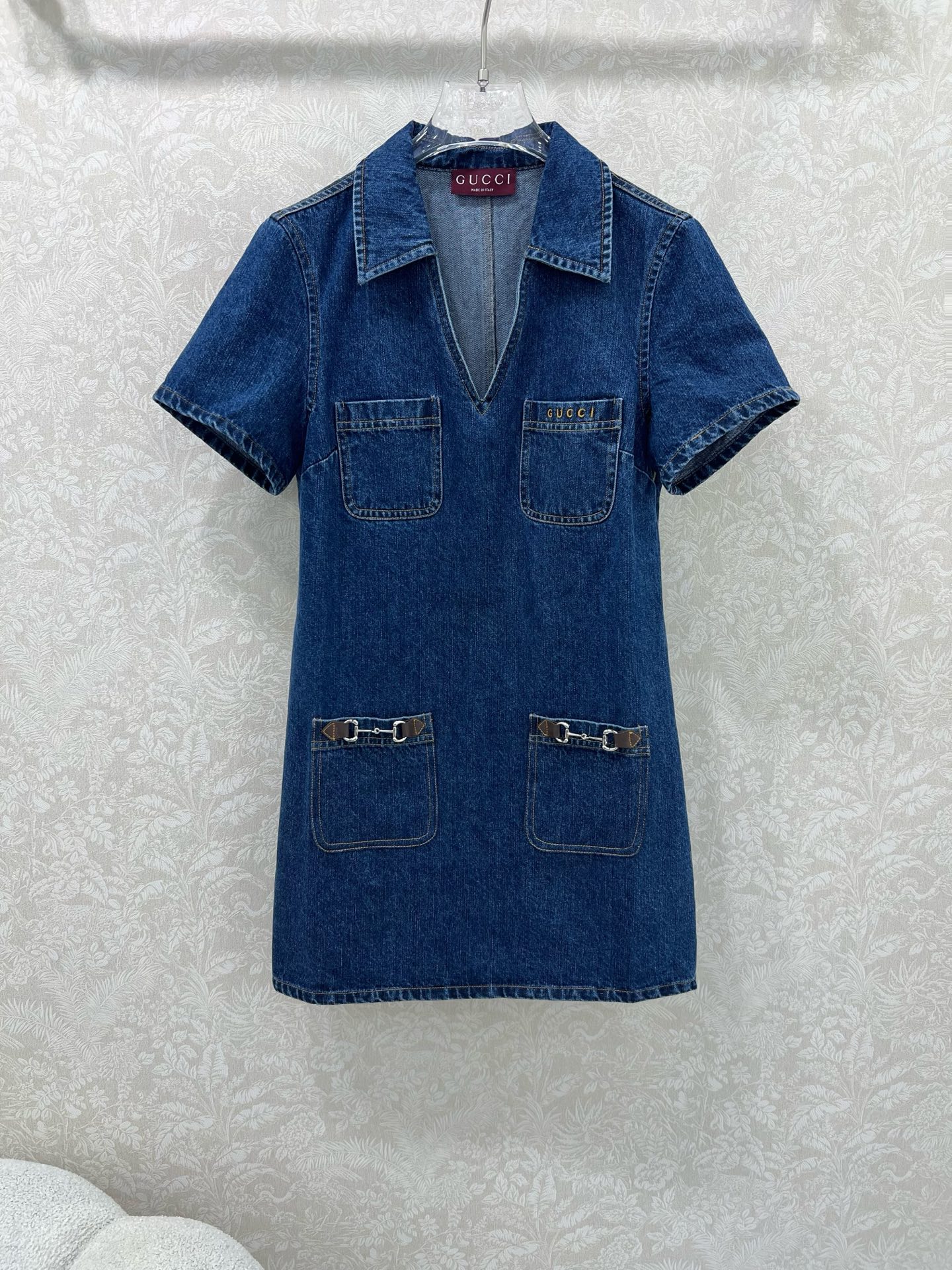 “Ultimate Guide to Stylish and Expensive G-Cowboys Short-Sleeve Skirts for Bad-Ass Girls” - 图片 1