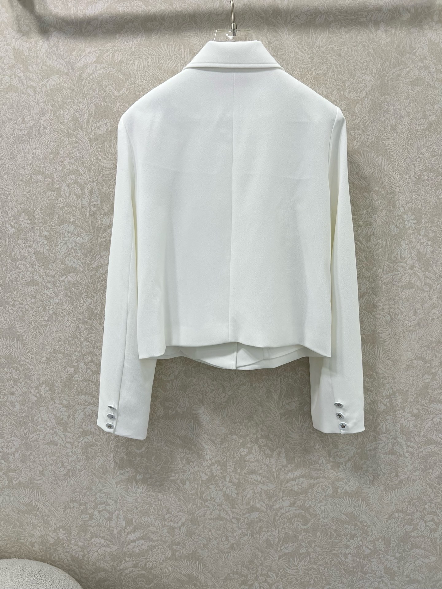 🔥🔥DIO* 25新款翻领单排扣西装外套 日常通勤的搭配 气质翻领修身 定制五角星五金 前口袋设计 经典