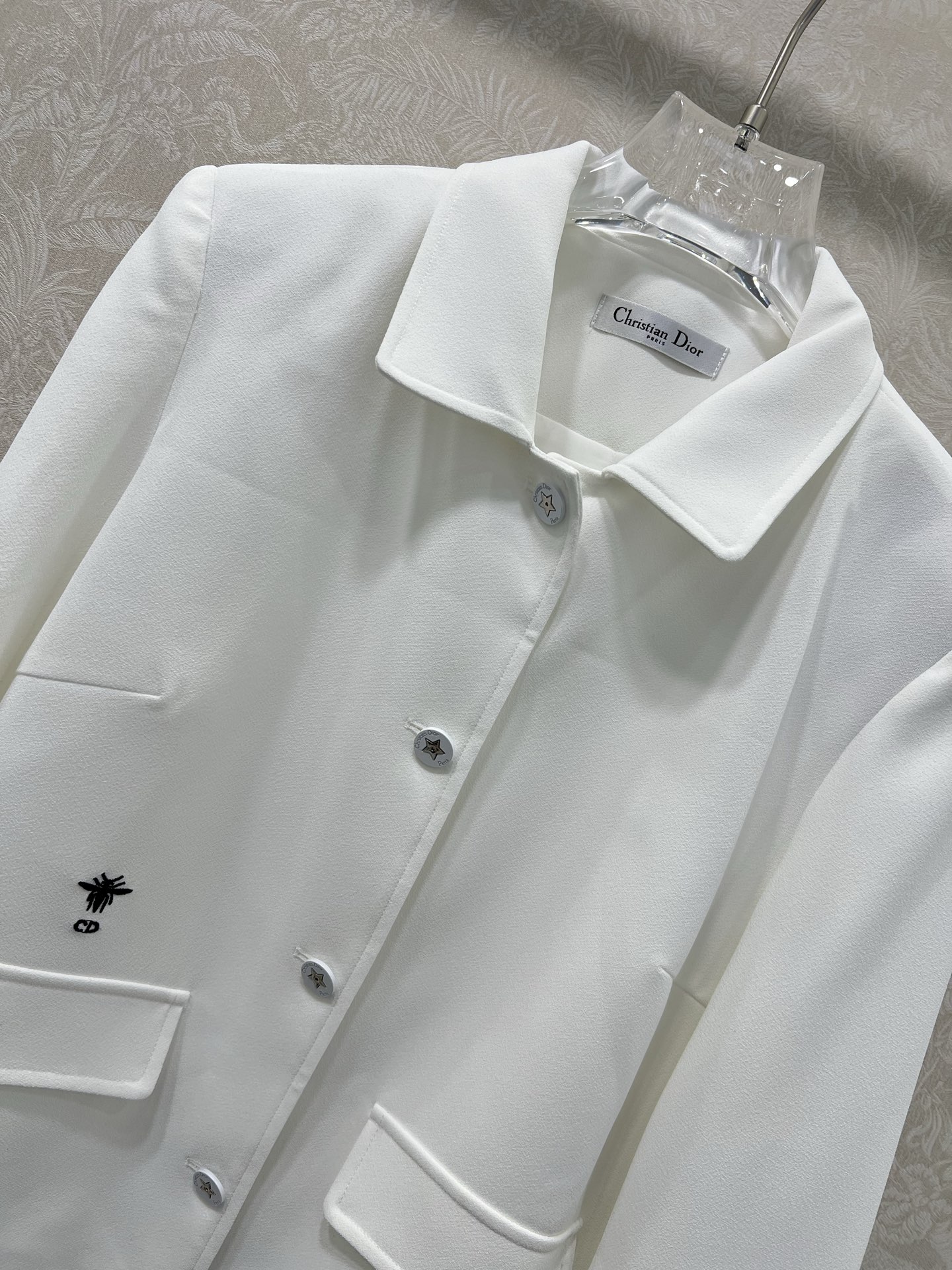 🔥🔥DIO* 25新款翻领单排扣西装外套 日常通勤的搭配 气质翻领修身 定制五角星五金 前口袋设计 经典