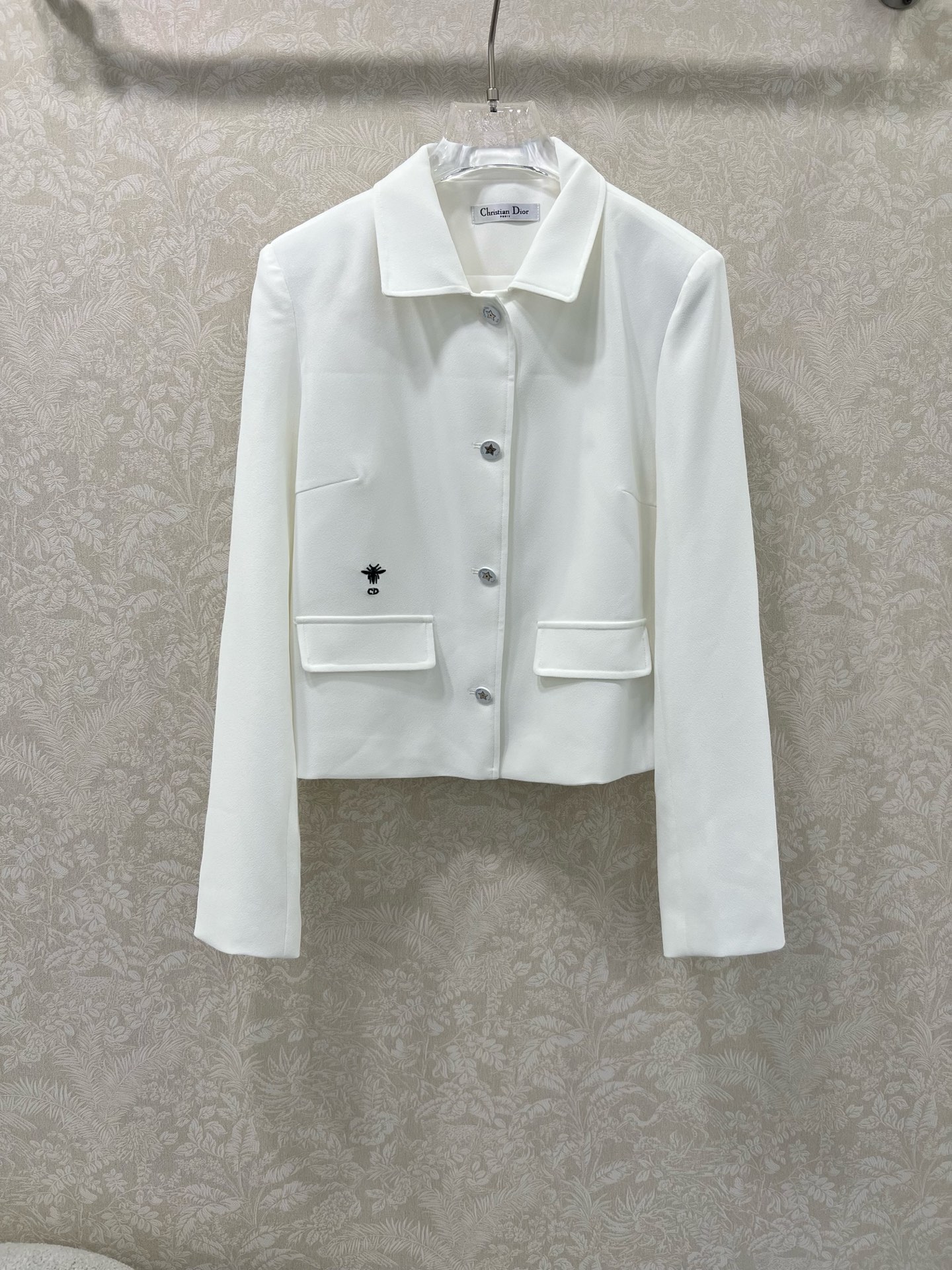 🔥🔥DIO* 25新款翻领单排扣西装外套 日常通勤的搭配 气质翻领修身 定制五角星五金 前口袋设计 经典